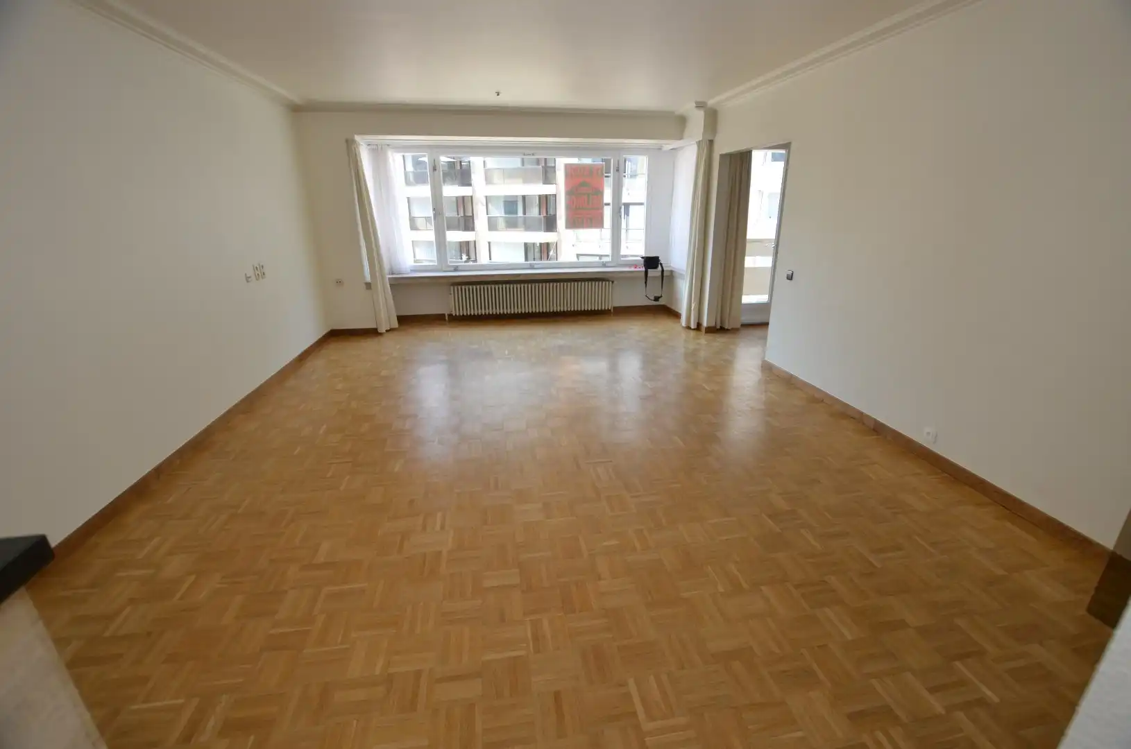 Mooi ruim, gerenoveerd appartement met open zicht foto 11