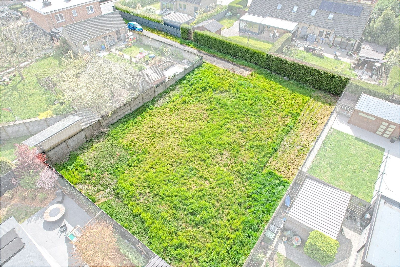 Rustig gelegen bouwgrond 786 m² te Bulskamp (vlakbij Veurne).  foto {{pictureIndex}}