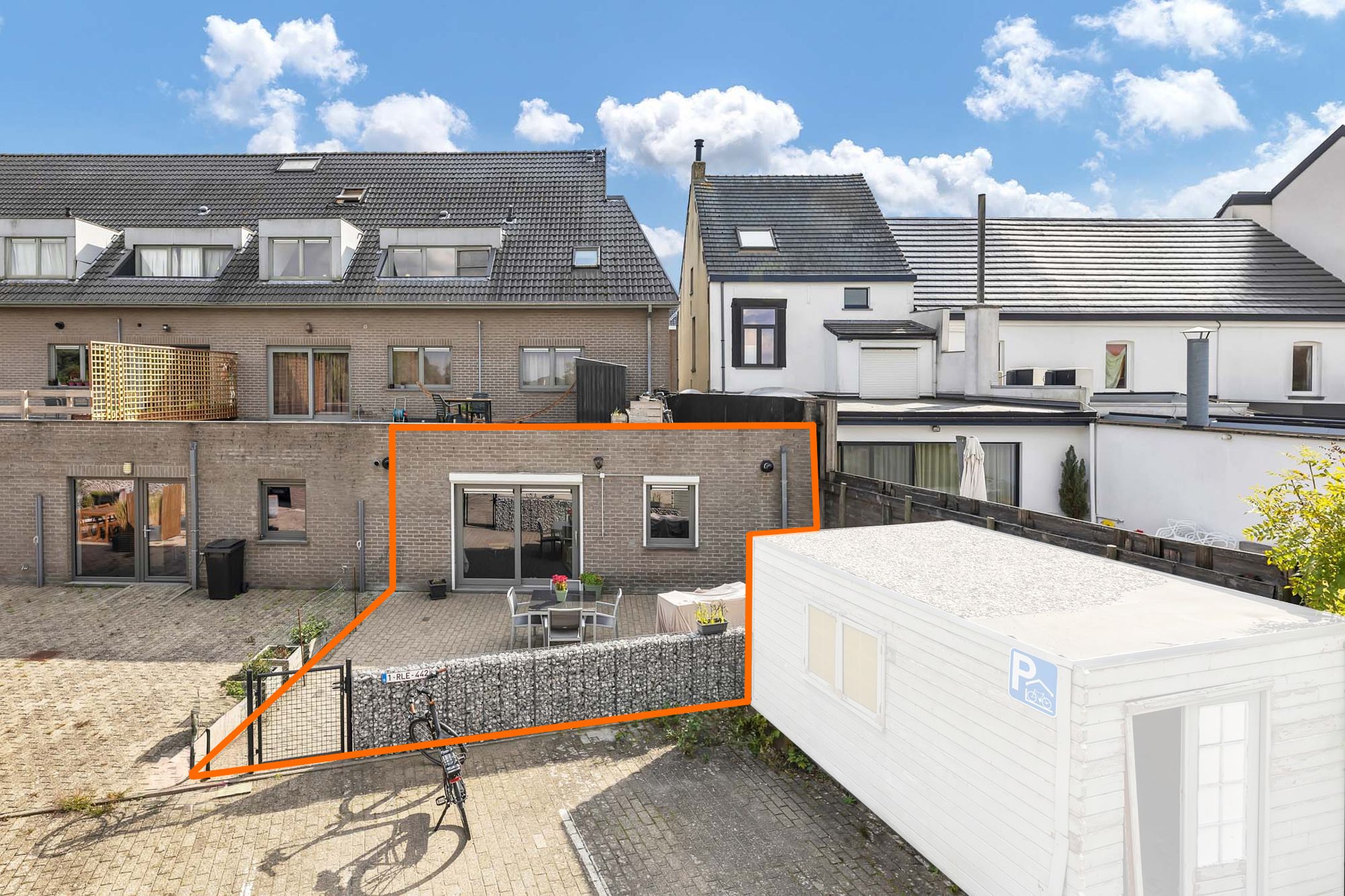 Energiezuinig app met staanplaats en groot terras foto 15