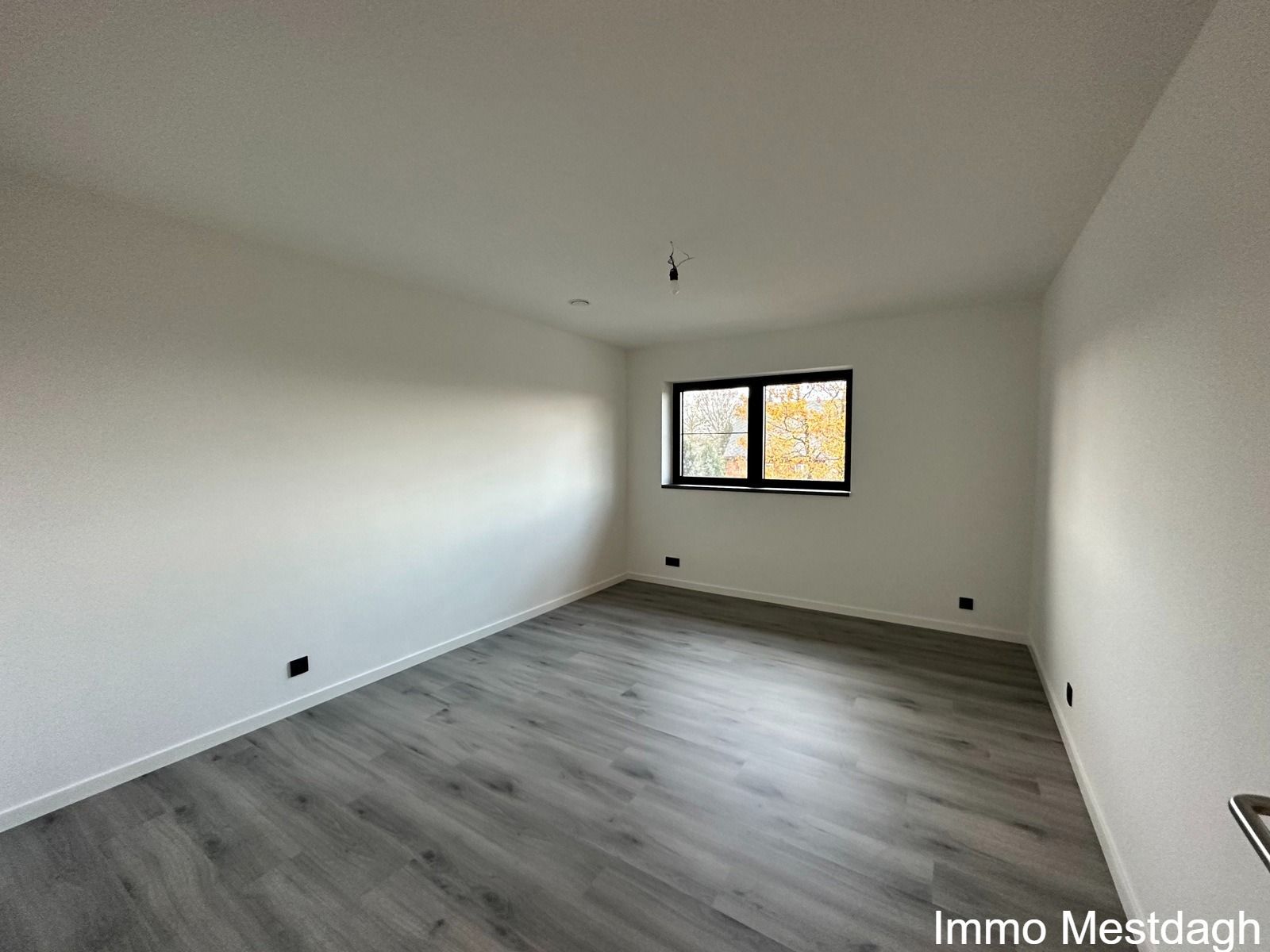 Nieuwbouw BEN woning met terras, garage, tuin. foto 17