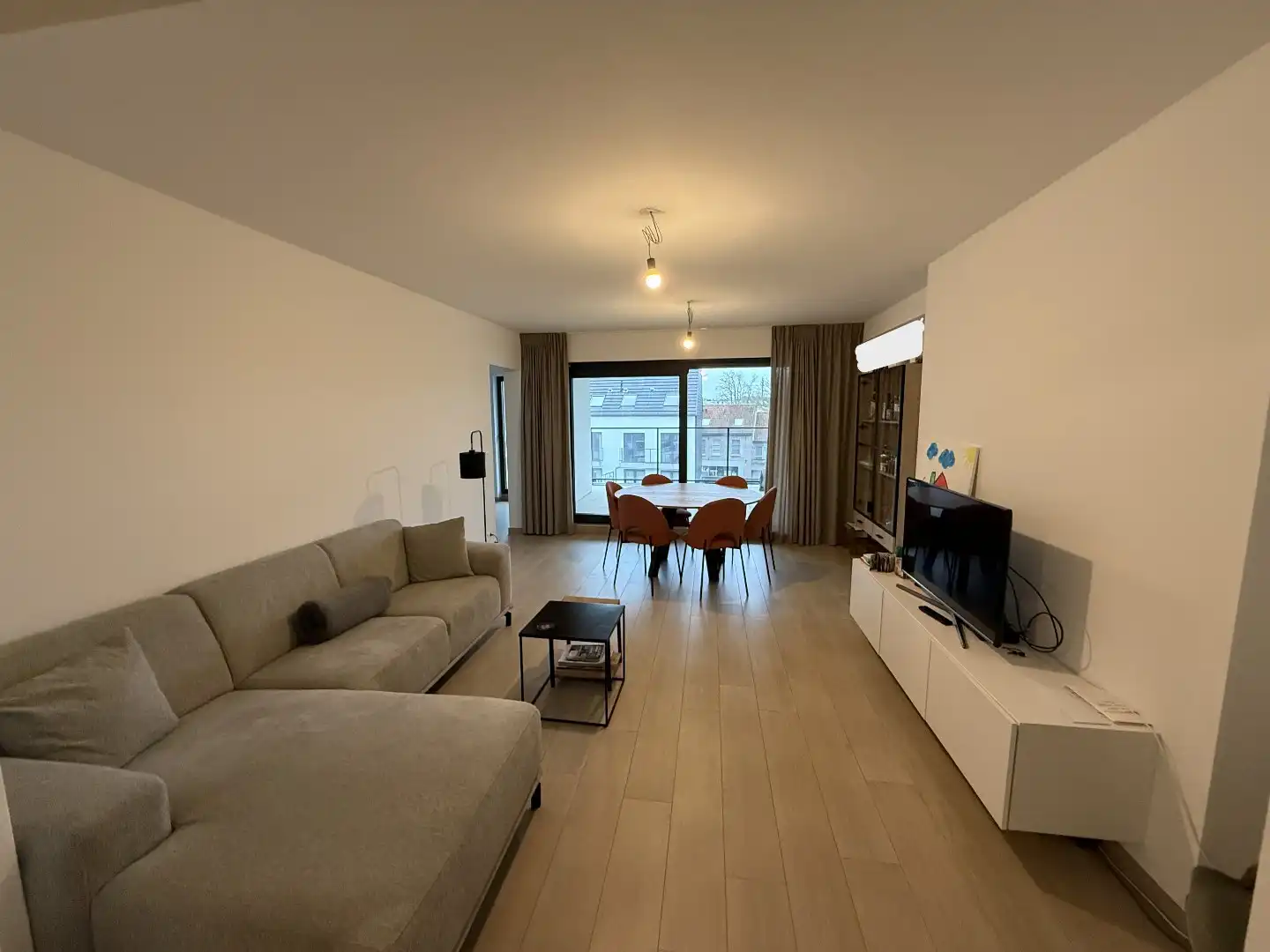 Goed gelegen instapklaar appartement! foto 3