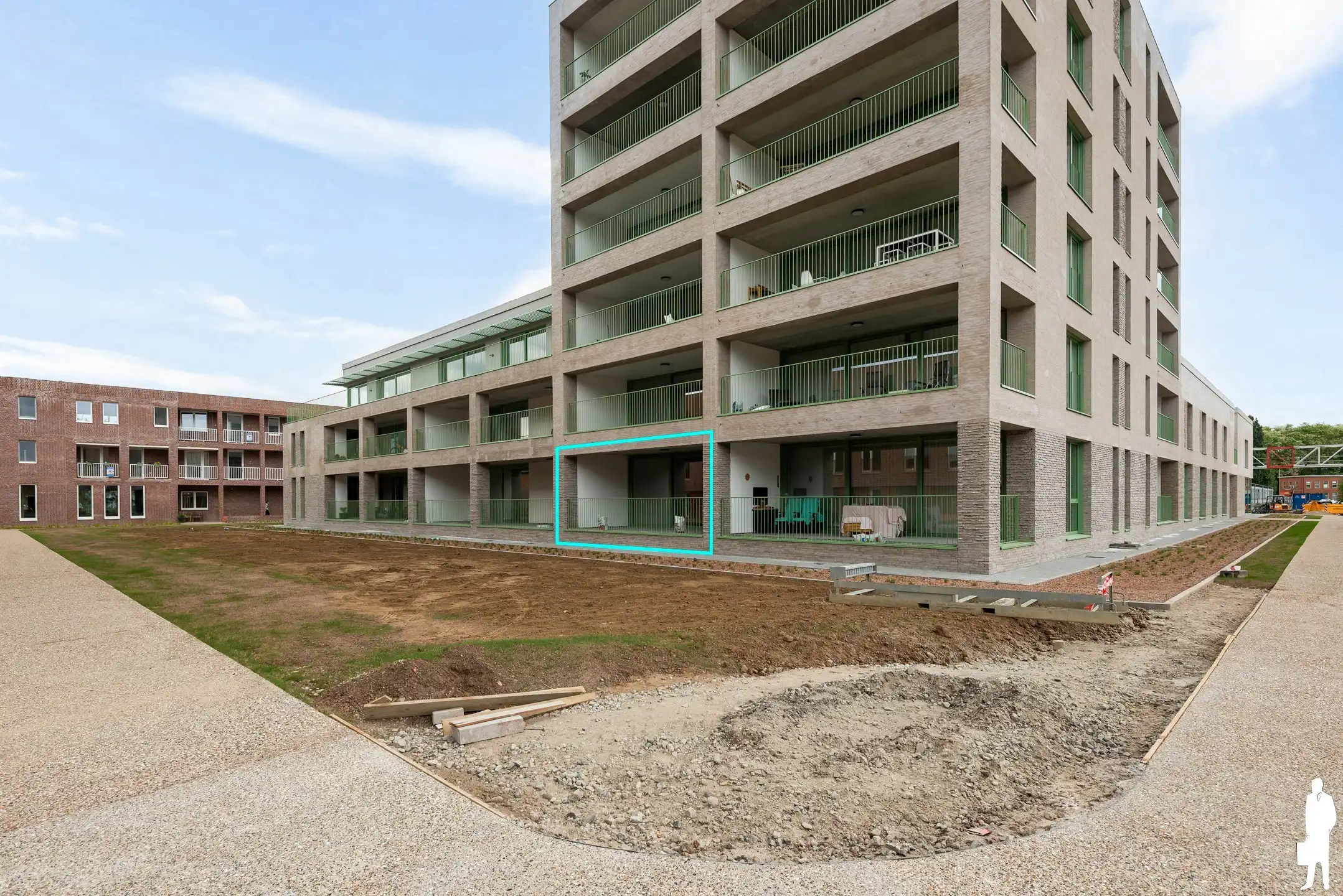 GLVL appartement met 2 slpks, ruim terras en autostaanplaats foto 17