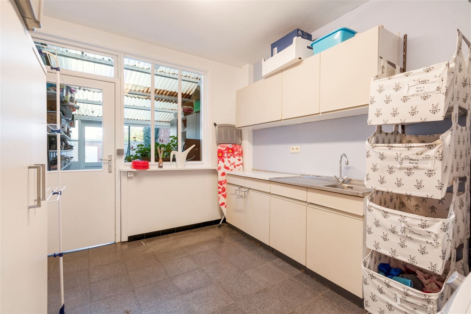 Huis met 2 garages foto 12