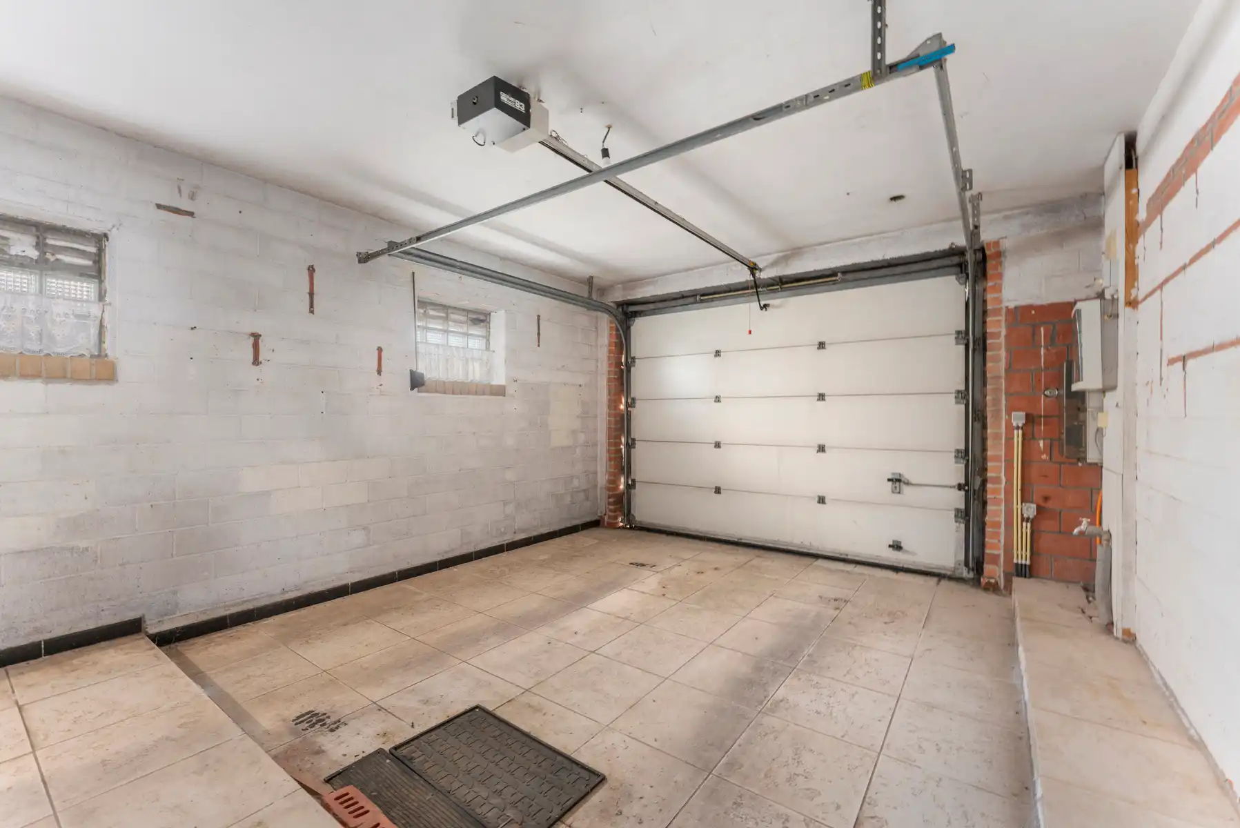 Bungalow met potentieel in centrum Torhout foto 10