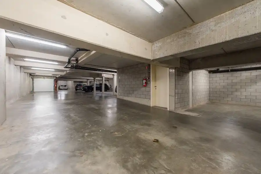 Instapklaar appartement van 107 m² in centrum Diepenbeek. foto 21