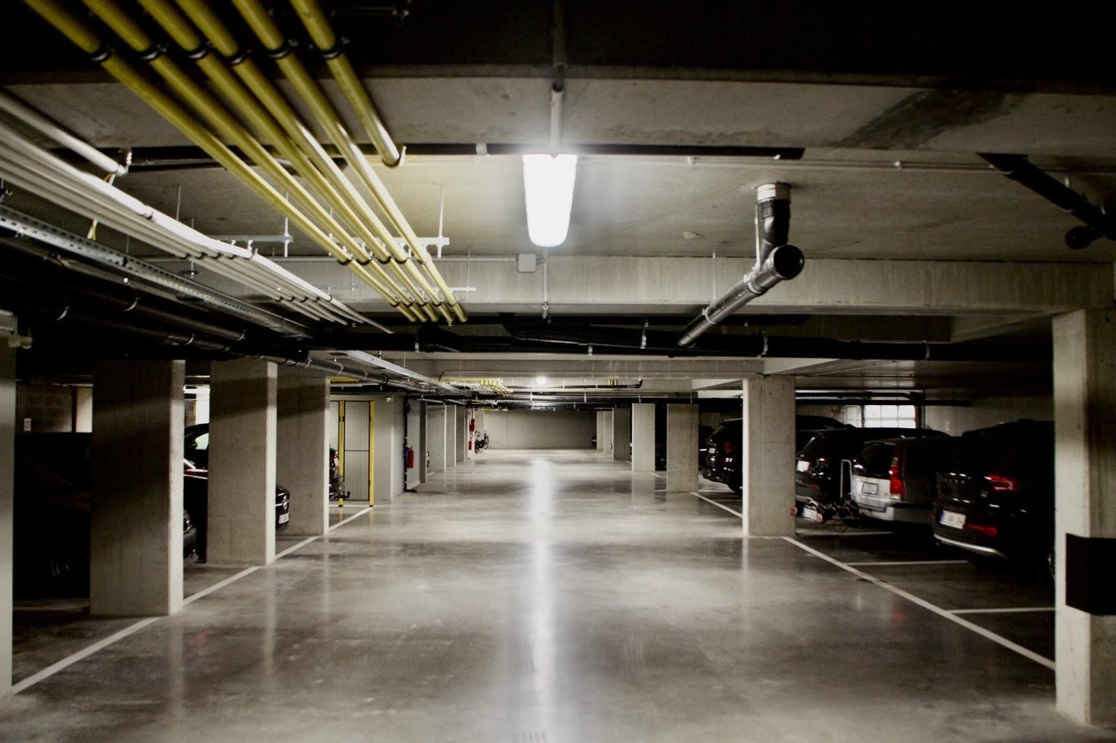 RECENT APPARTEMENT | ZUIDTERRAS | AUTOBERGPLAATS foto 20