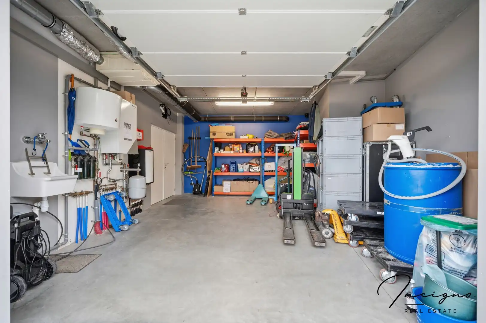 Uniek handelspand met duplexappartement op zichtlocatie foto 9