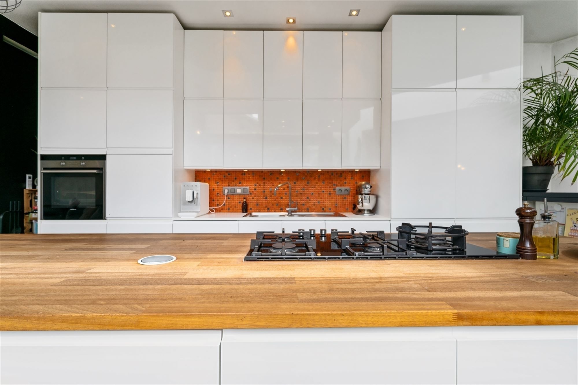 Knap gerenoveerde woning in het hart van Bonheiden foto 4
