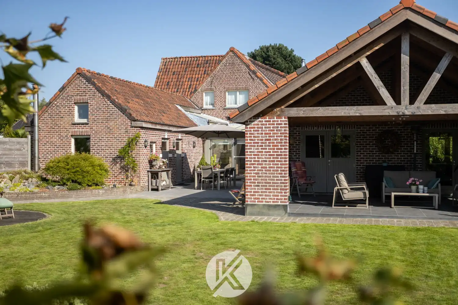Tijdloze villa op een riant perceel foto 33