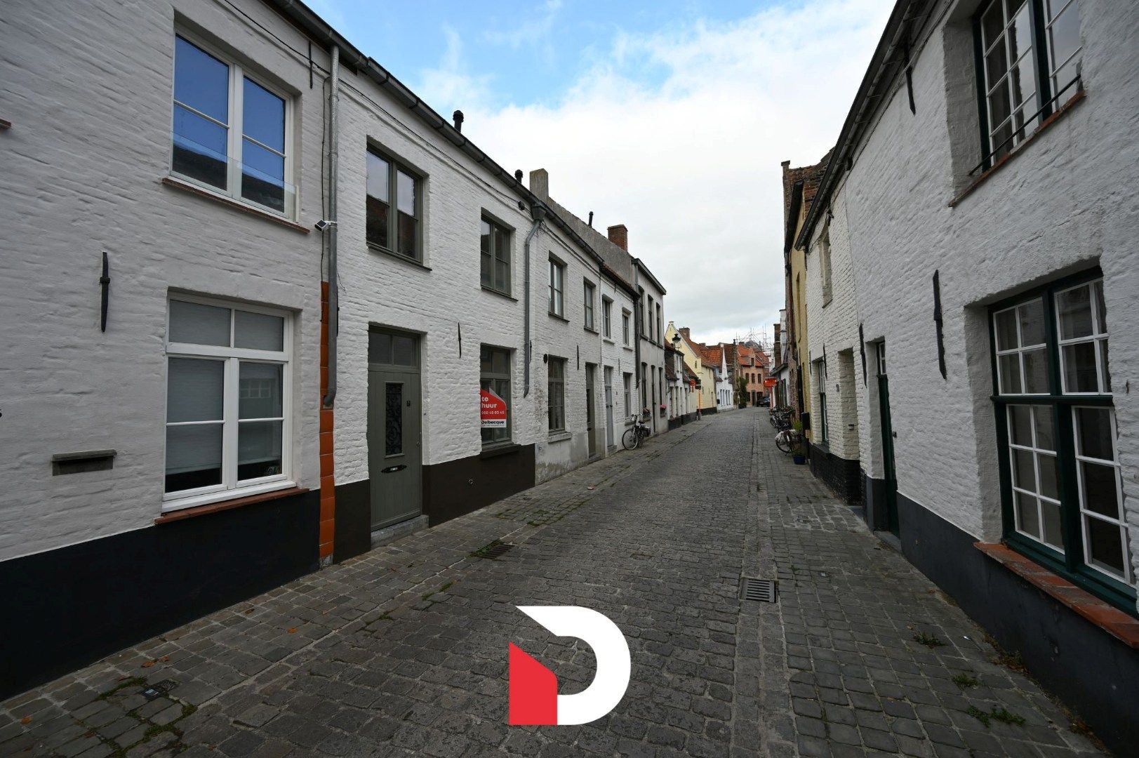 Rijwoning in centrum Brugge met 2 slaapkamers foto 16
