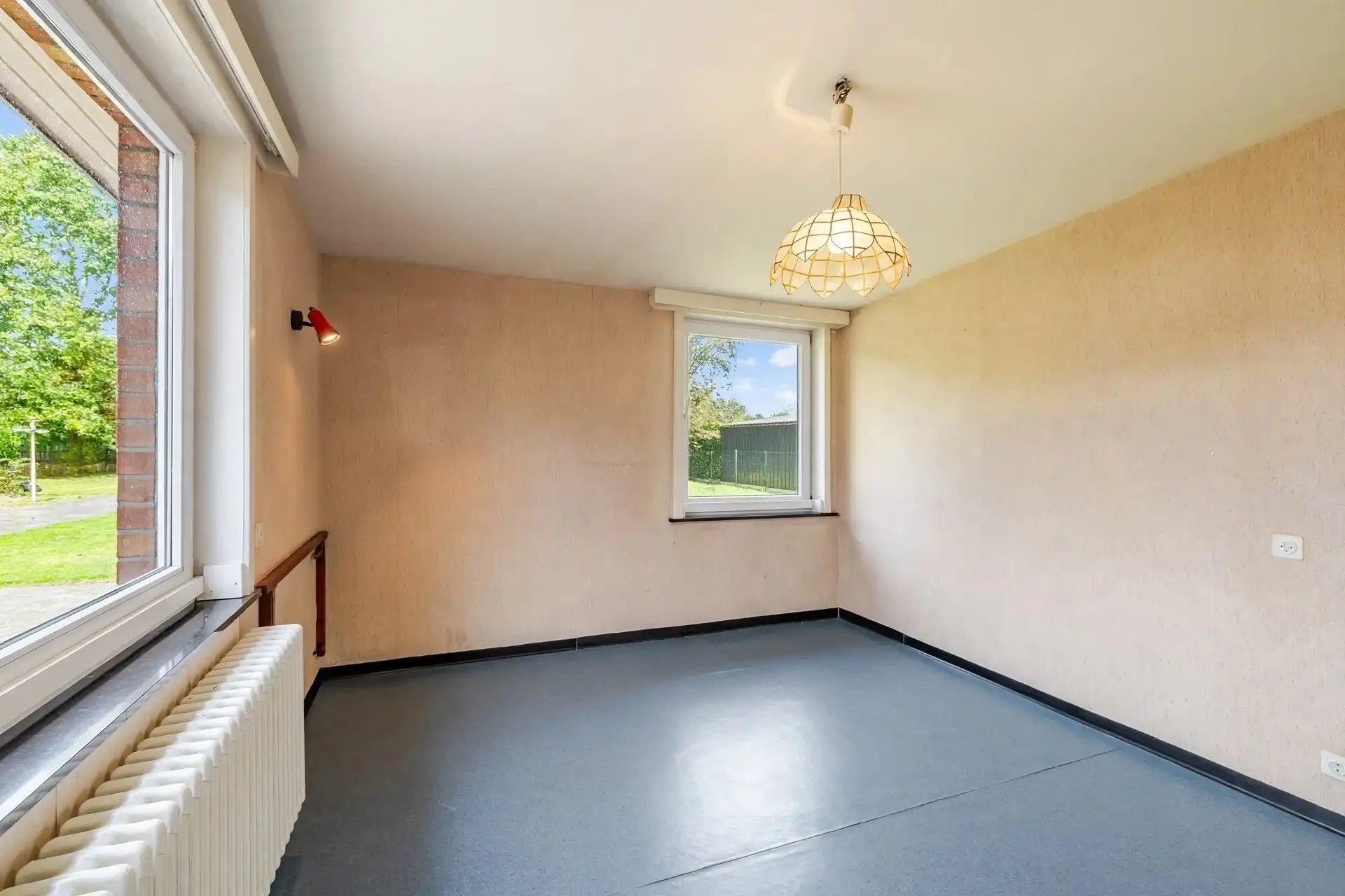 Uitstekend gelegen bungalow op uitzonderlijk perceel foto 18