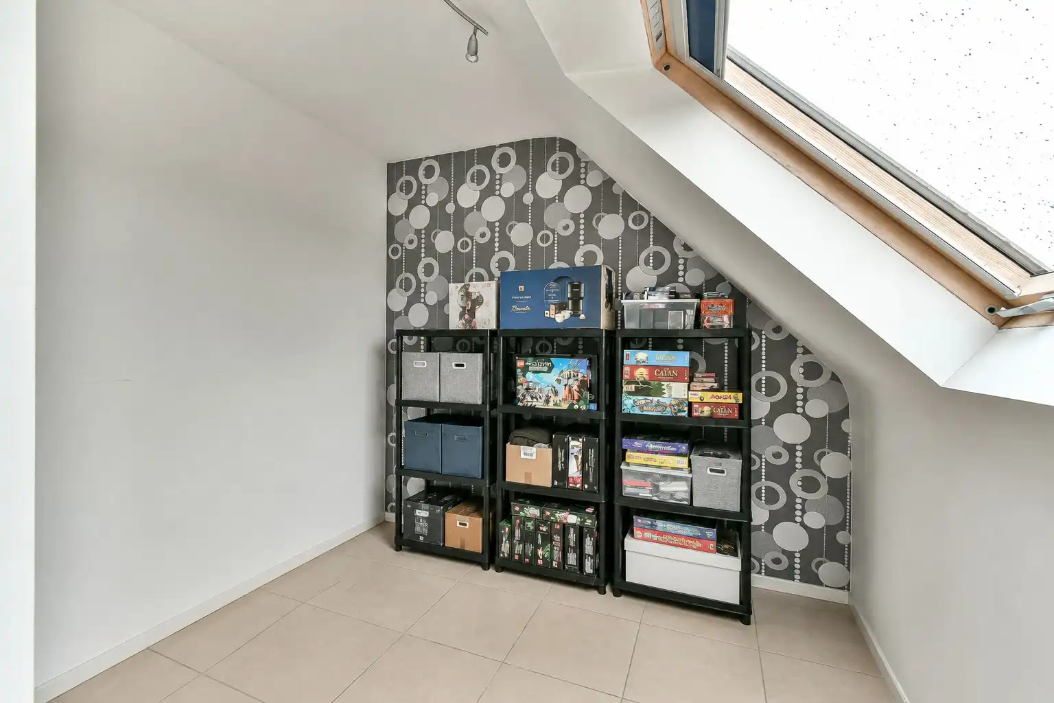 Duplexappartement met twee slaapkamers op rustige ligging in centrum Gistel foto 8