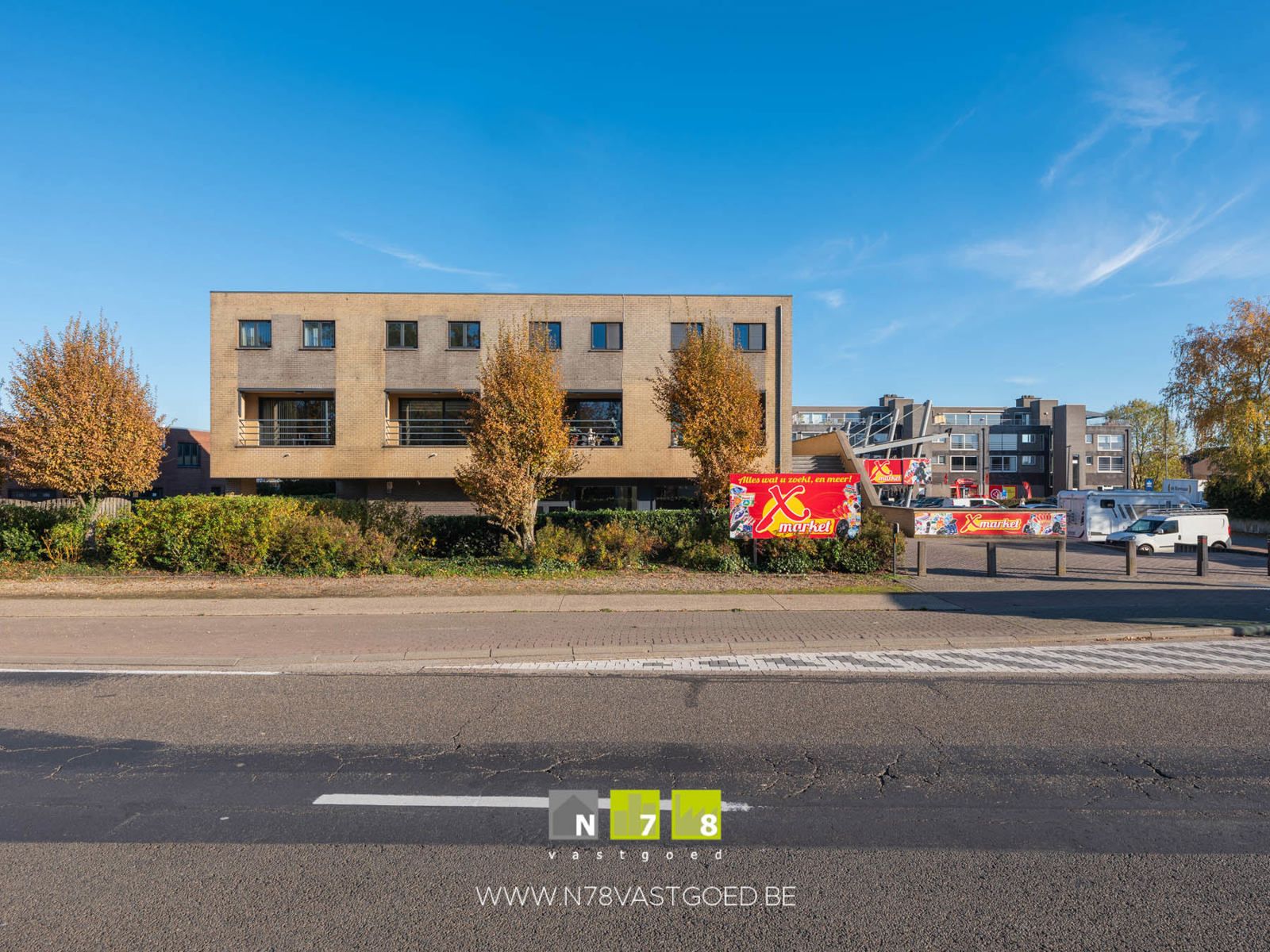 Commerciële ruimte te huur foto {{pictureIndex}}