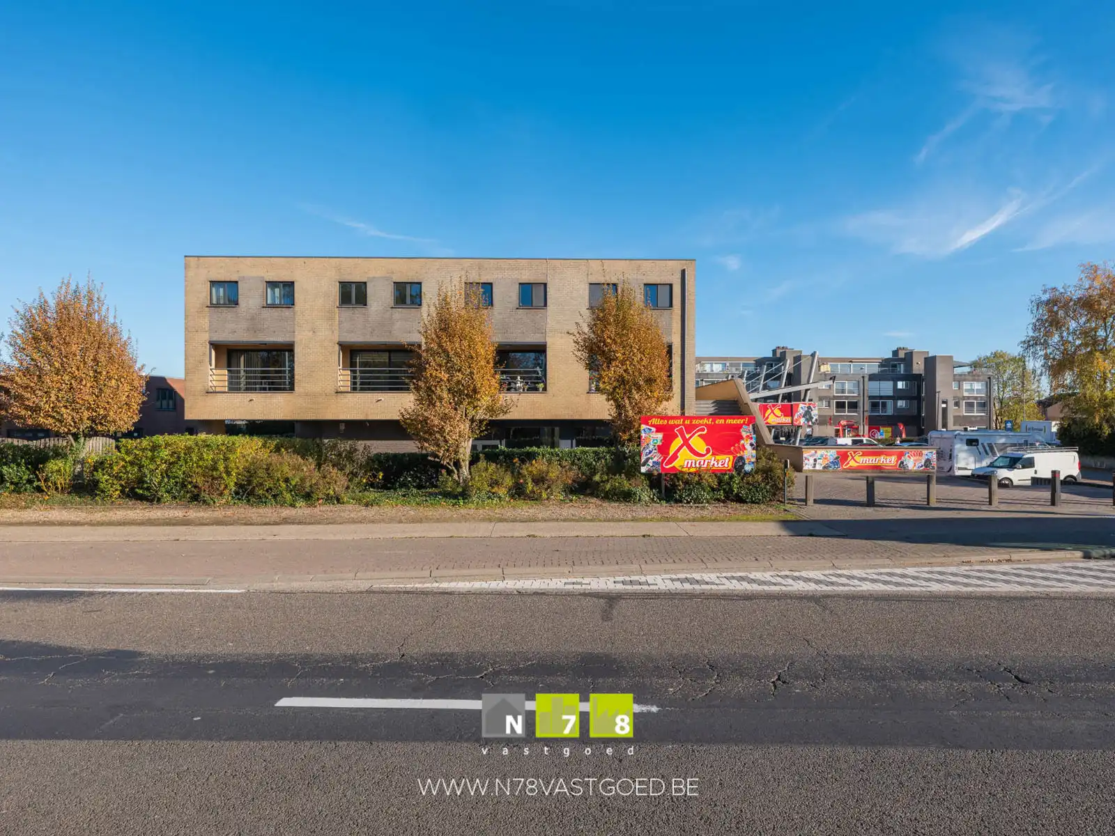 Commerciële ruimte te huur foto {{pictureIndex}}