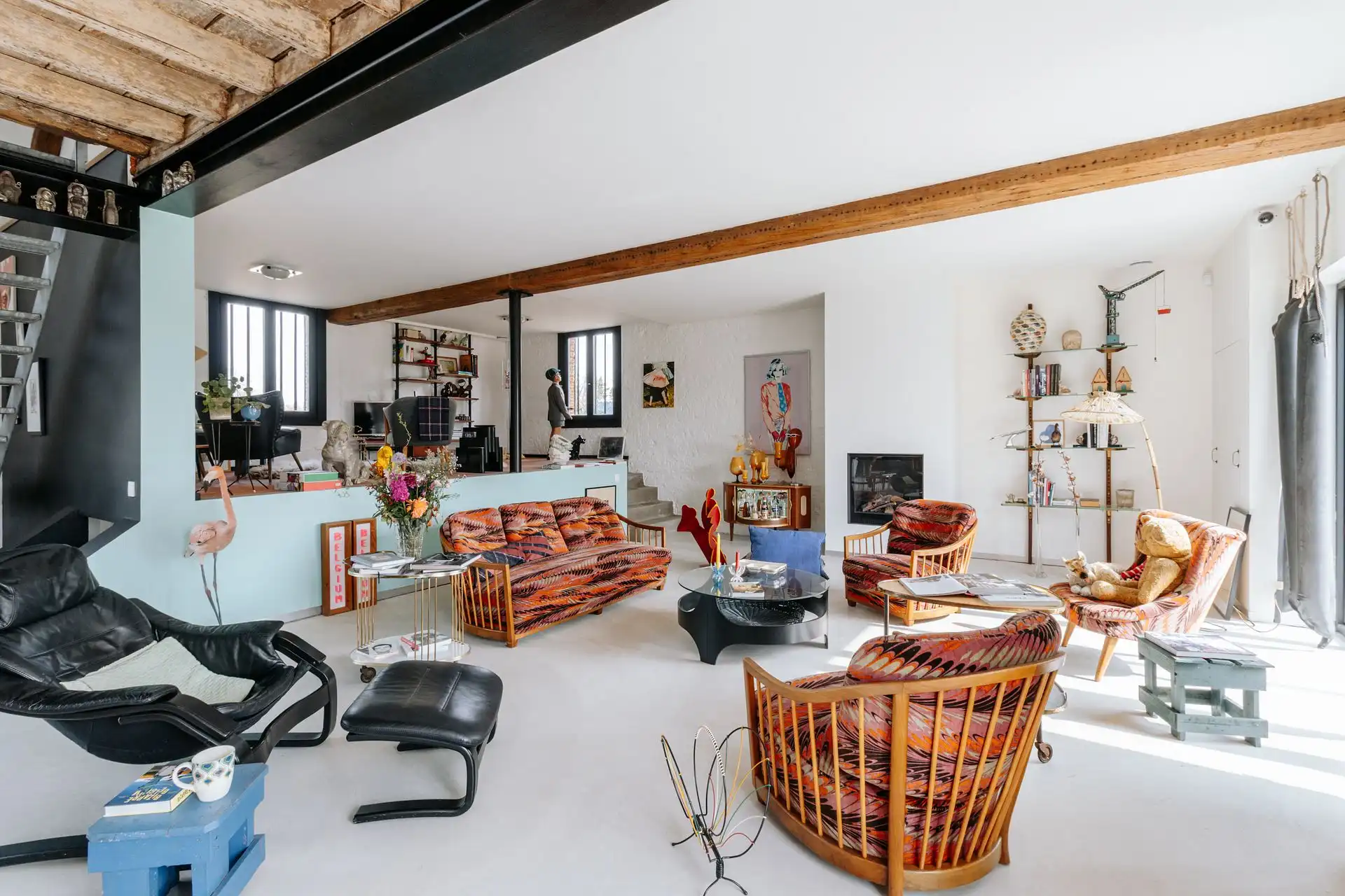 Uniek landgoed met hoeve, atelier, gastenverblijf en stallen foto 3