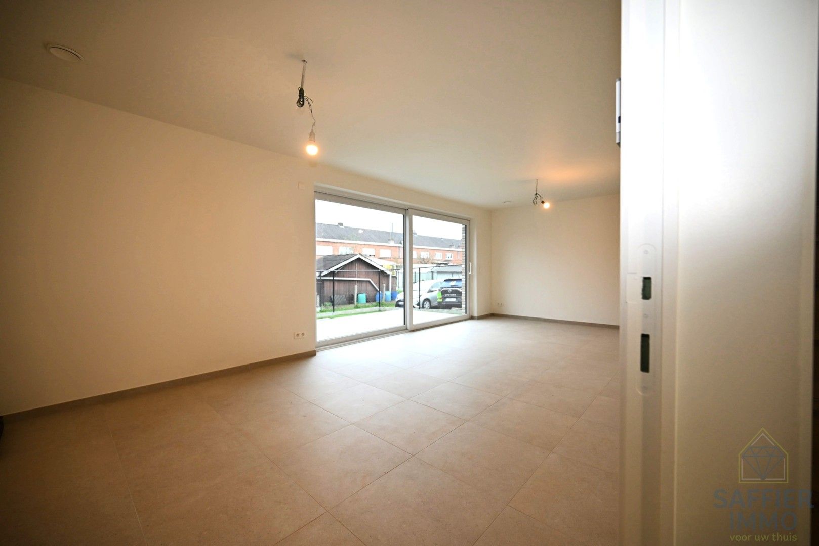 Nieuwbouwwoning te huur in het centrum van Wevelgem foto 6