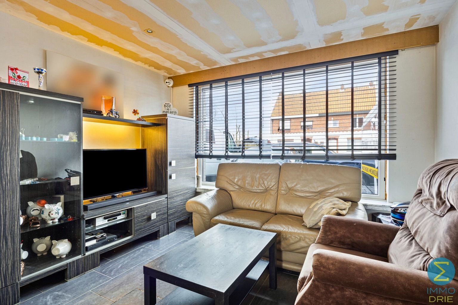 Centraal gelegen woning met 4 kamers op perceel van 280m². foto 4