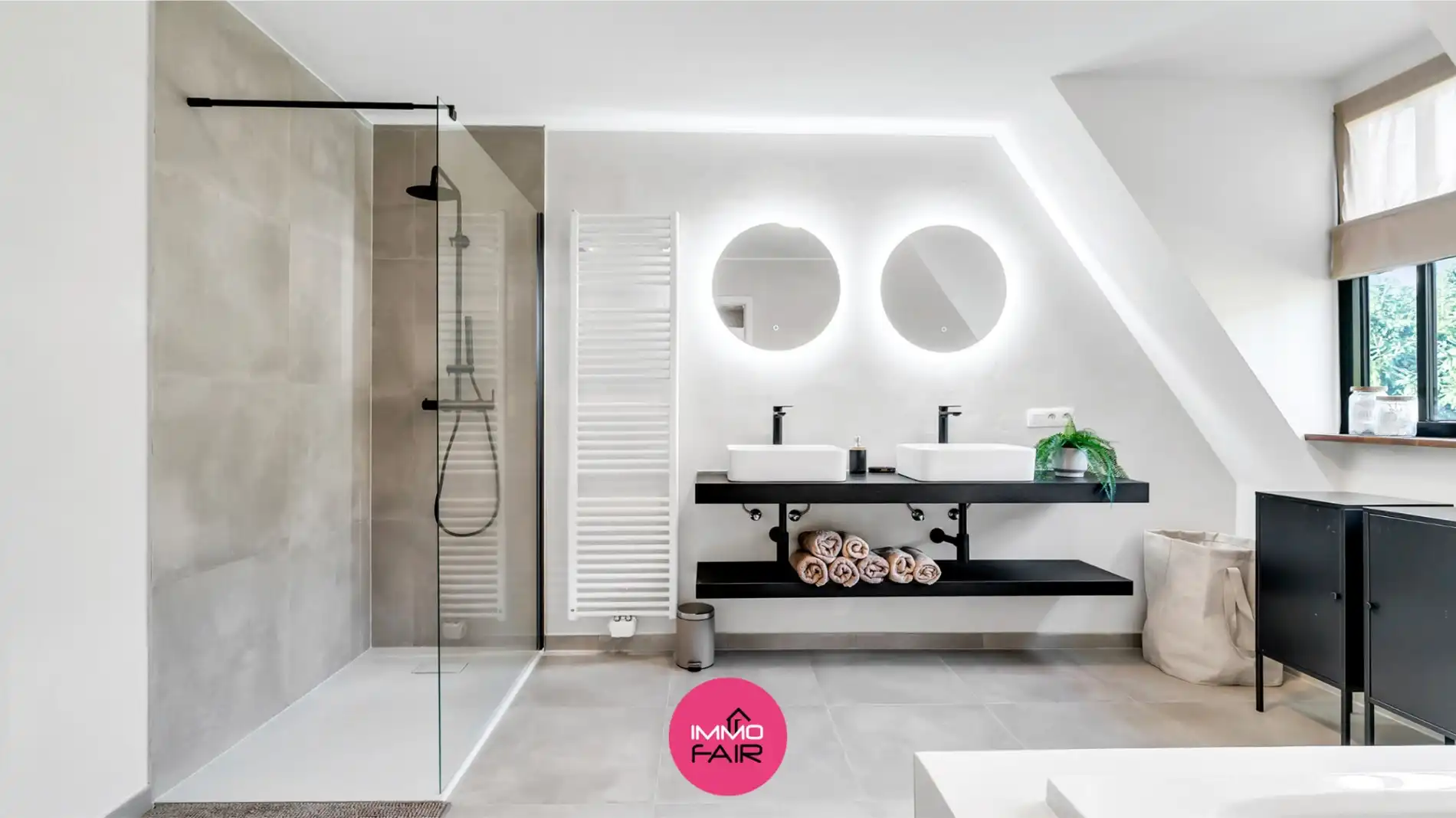 Exclusieve, karaktervolle villa met authentieke elementen in rustige, bosrijke omgeving foto 27