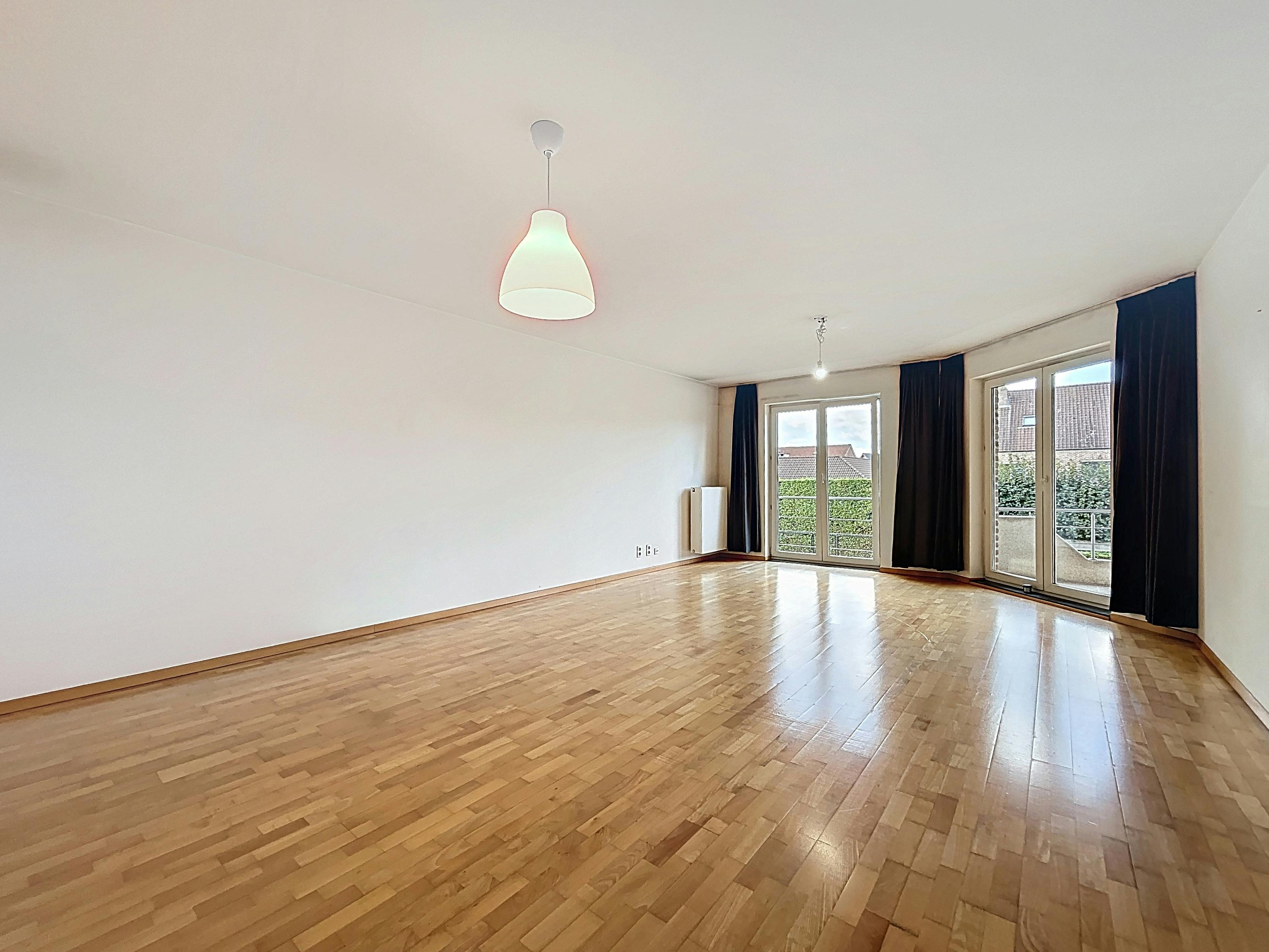 Ruim appartement met twee slaapkamers te huur in Gooreind! foto 2