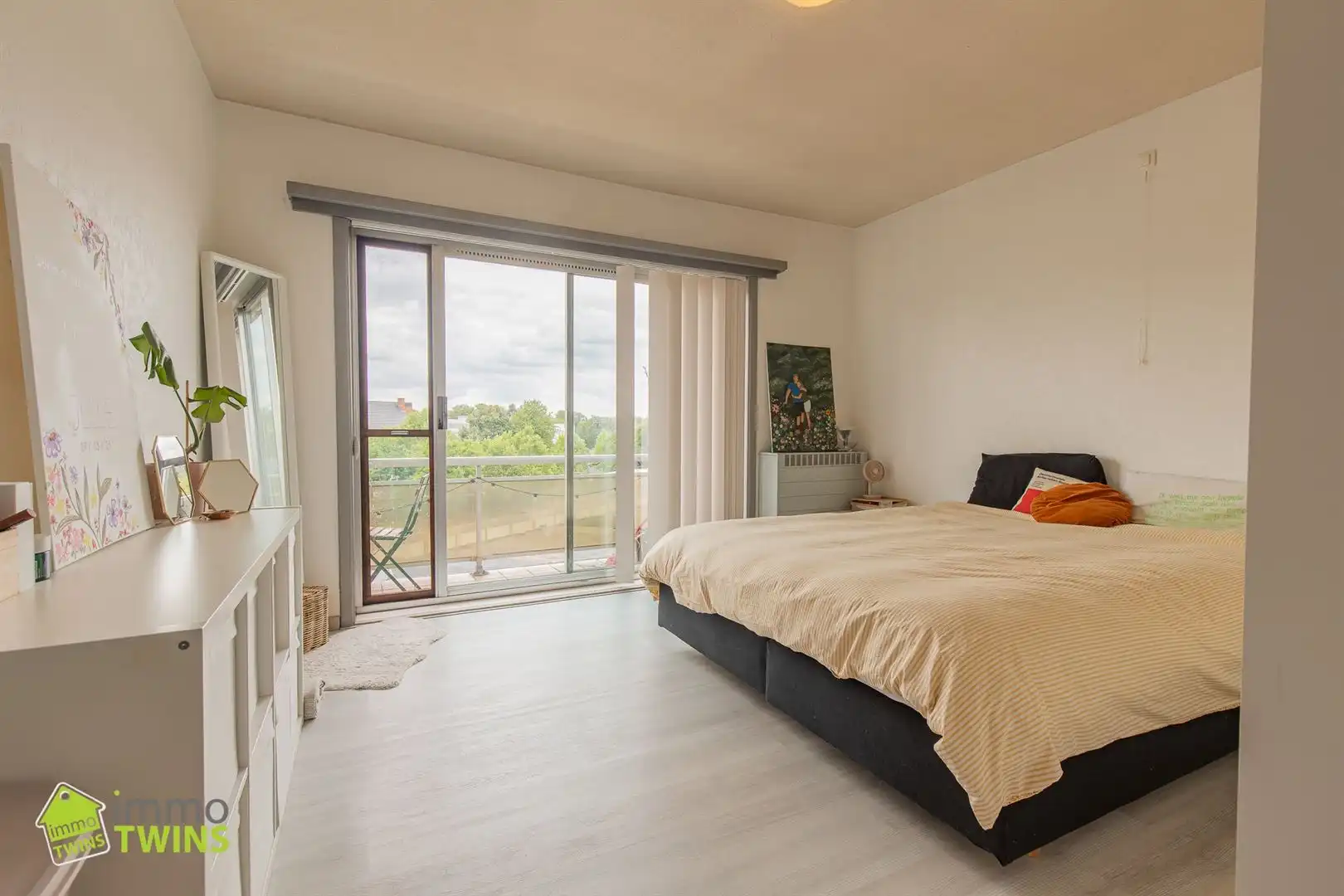 Ruim en instapklaar appartement (105 m²) met garage nabij het centrum van Dendermonde foto 12