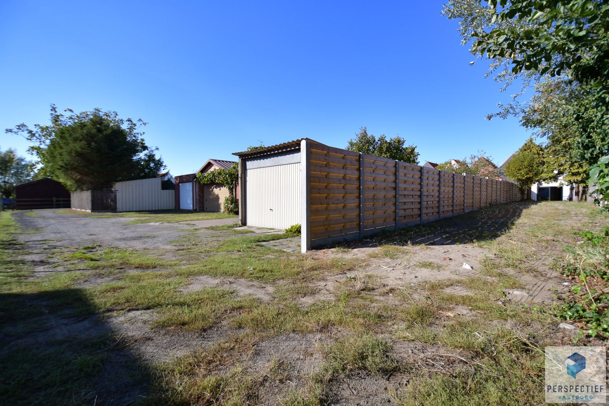 Stijlvol gerenoveerde woning met tuin op toplocatie foto 22