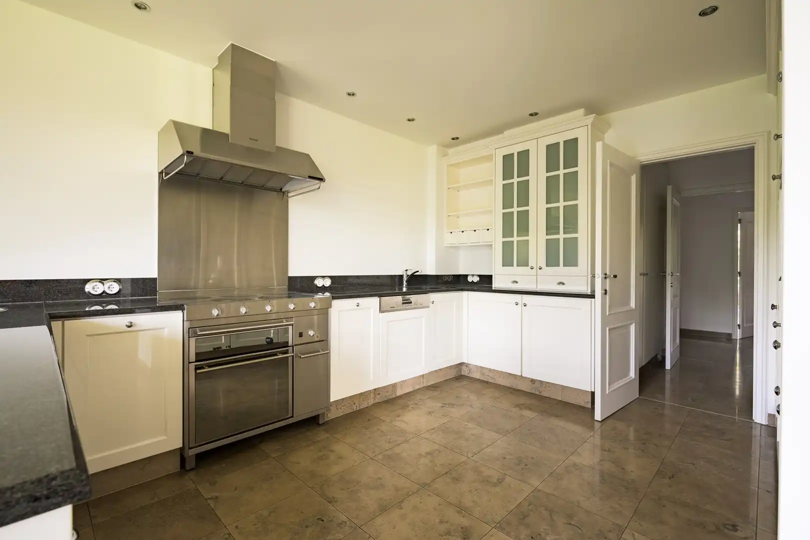Luxe-appartement in parkdomein De Wilaard foto 17