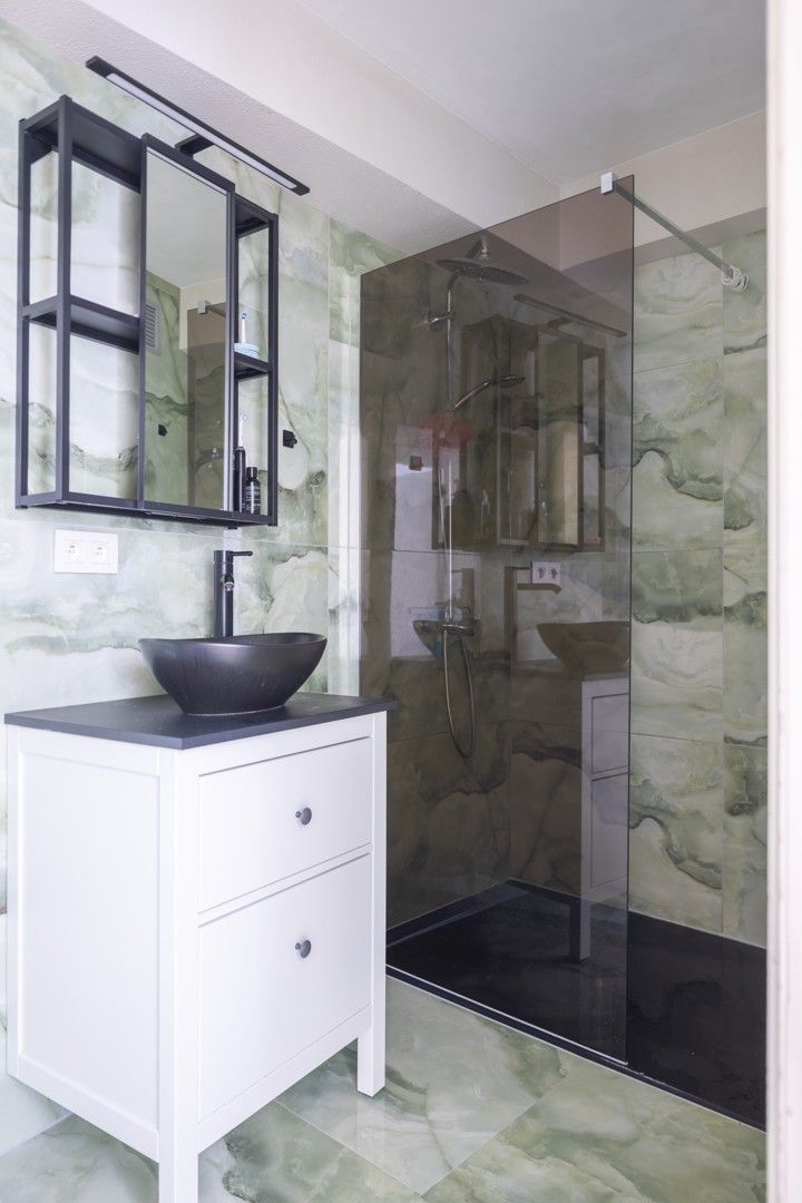 Erg lichtrijk hoekappartement op centrumlocatie foto 9