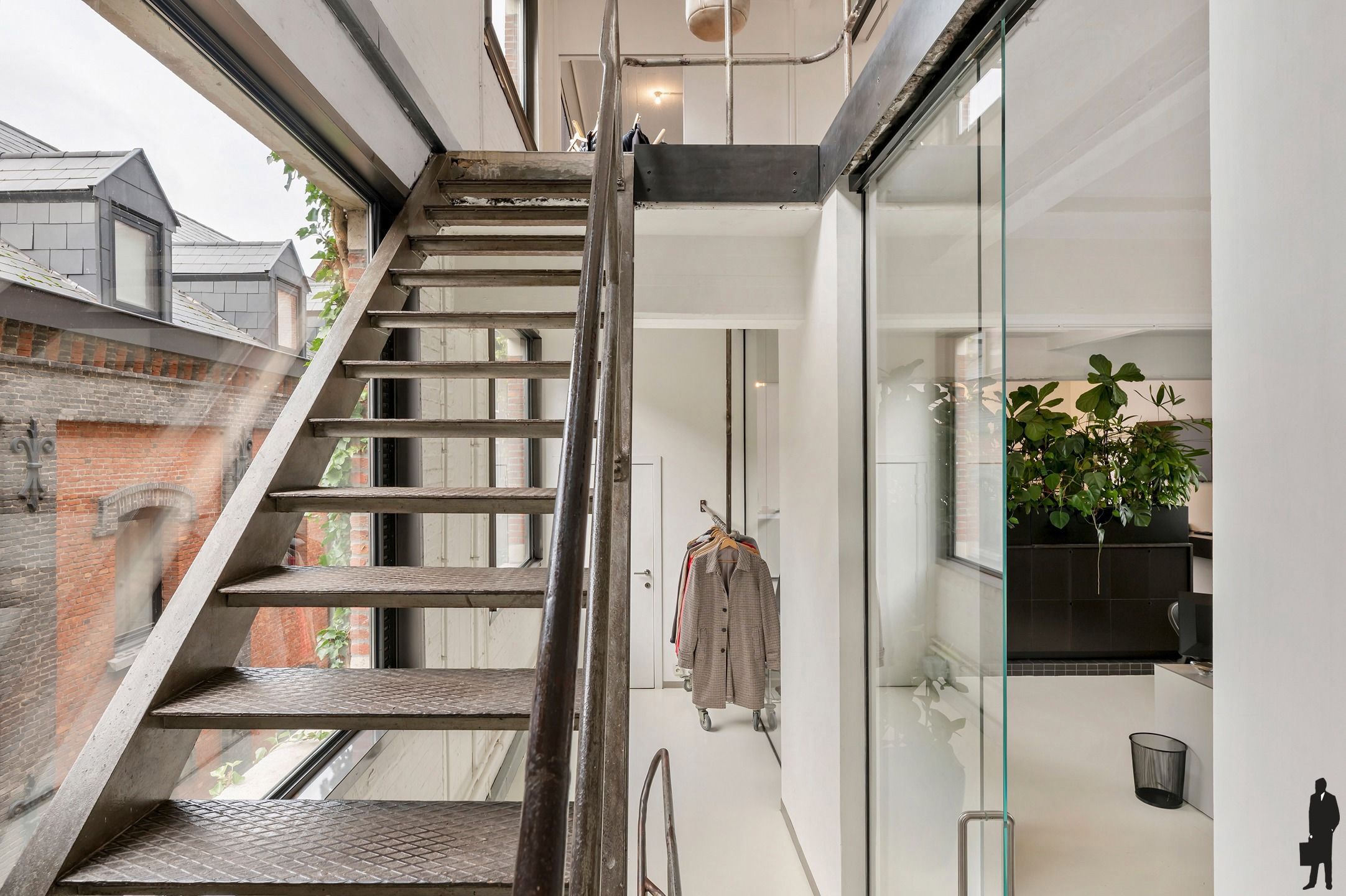 Unieke loft met perfecte synergie tussen wonen en werken foto 26