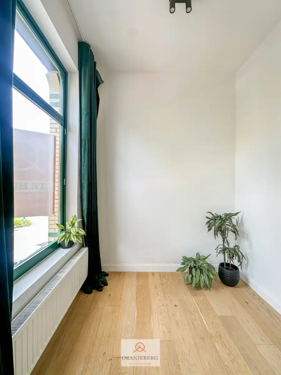 Gerenoveerd 1-slaapkamerappartement in herenhuis tegenover het Citadelpark foto 13