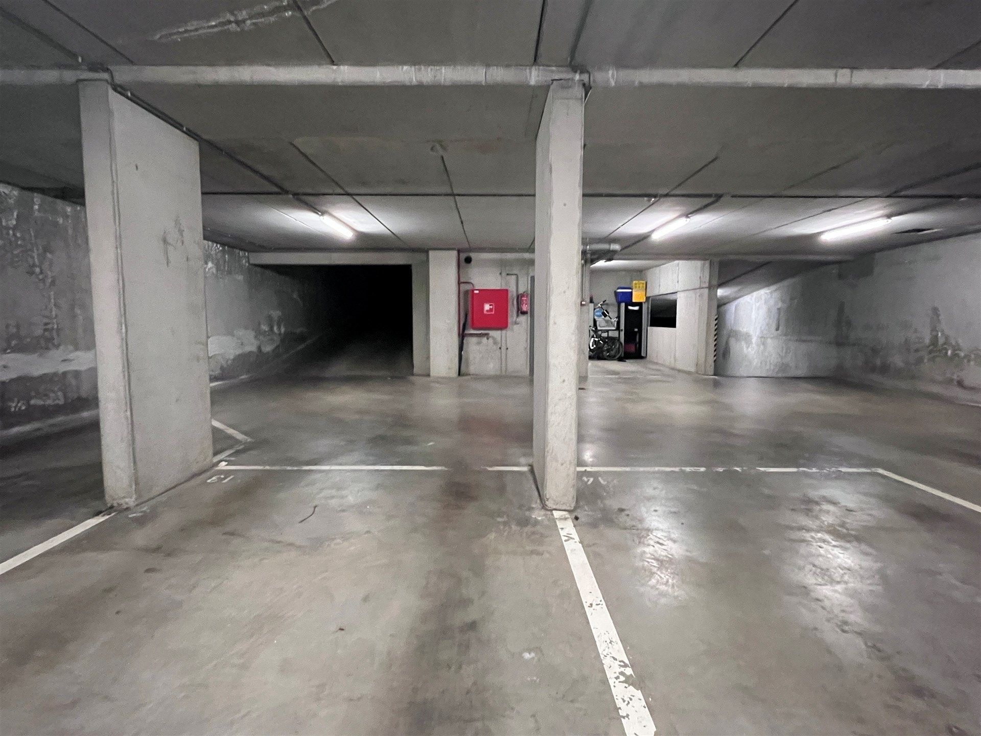 3 slaapkamerappartement met terras

 en autostaanplaats  foto 14