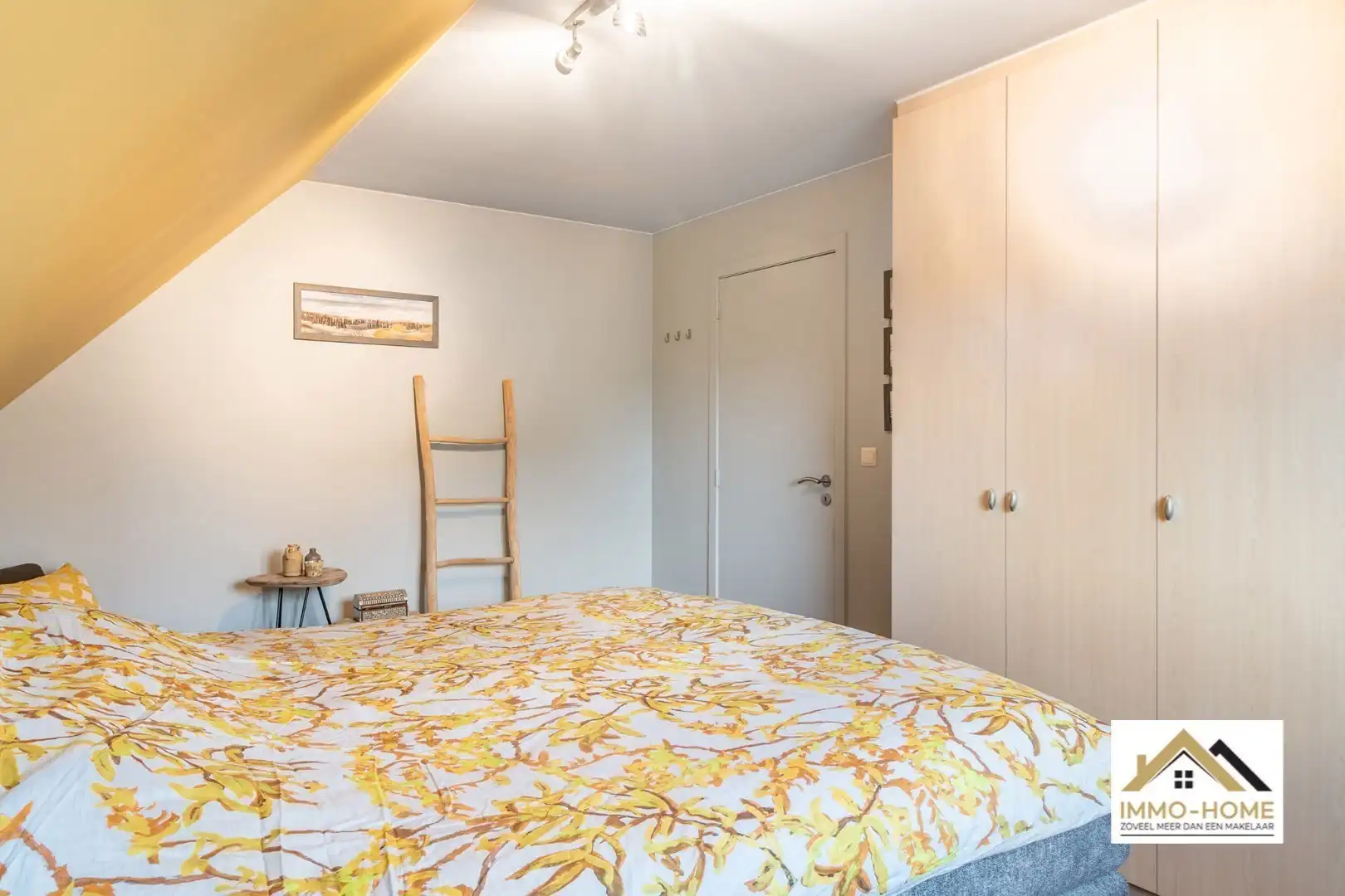Prachtige woning met breed uitzicht op de tuin foto 16