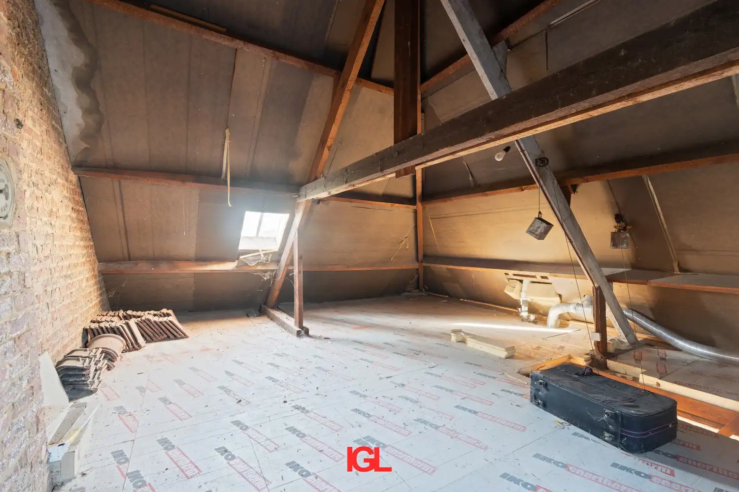 Moderne 3-gevelwoning te koop foto 10