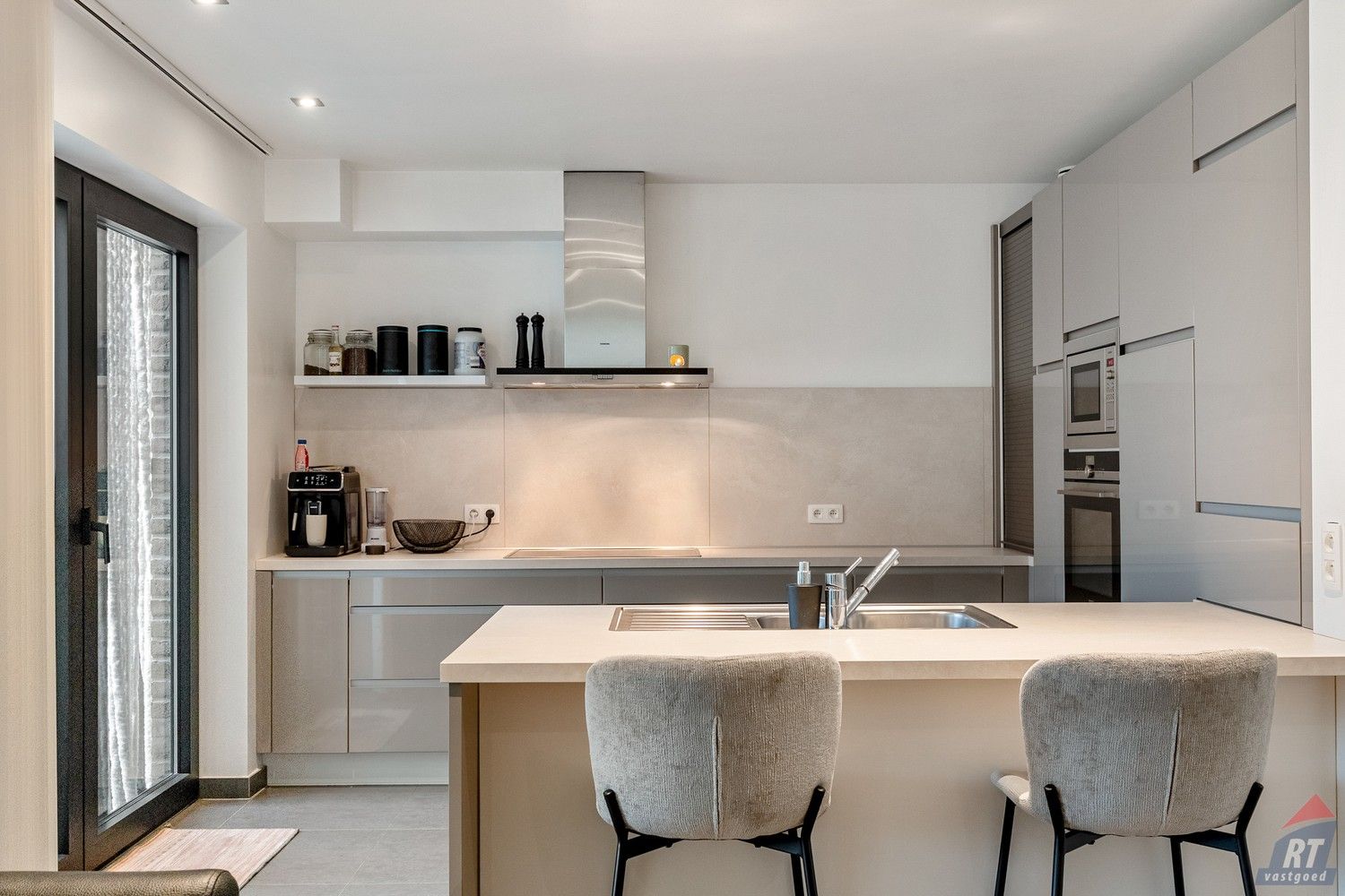 Moderne, energiezuinige woning met 4 slaapkamers en zonnepanelen in Sint-Truiden foto 7