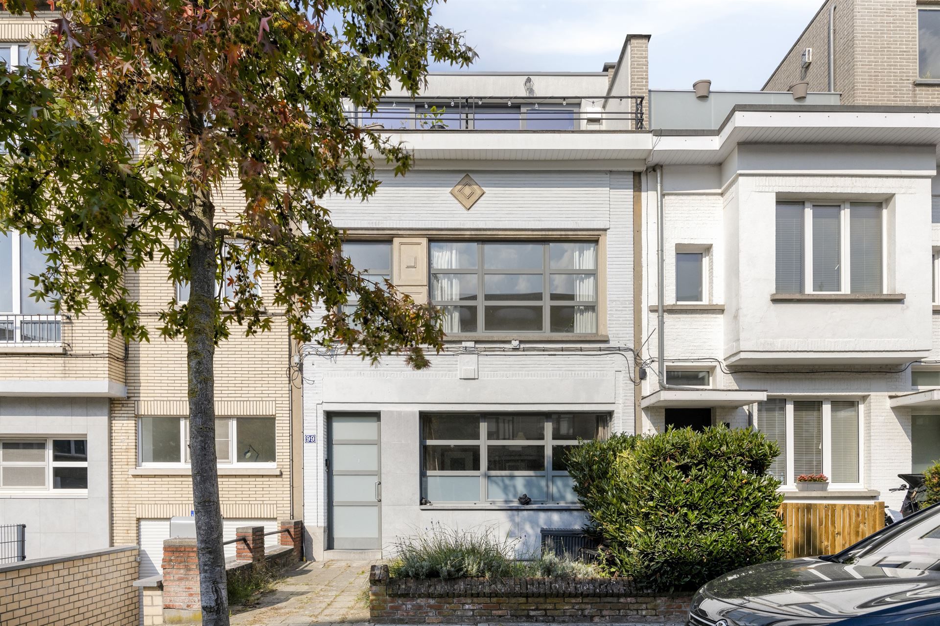 Pulhof: woning met praktijkmogelijkheden foto {{pictureIndex}}