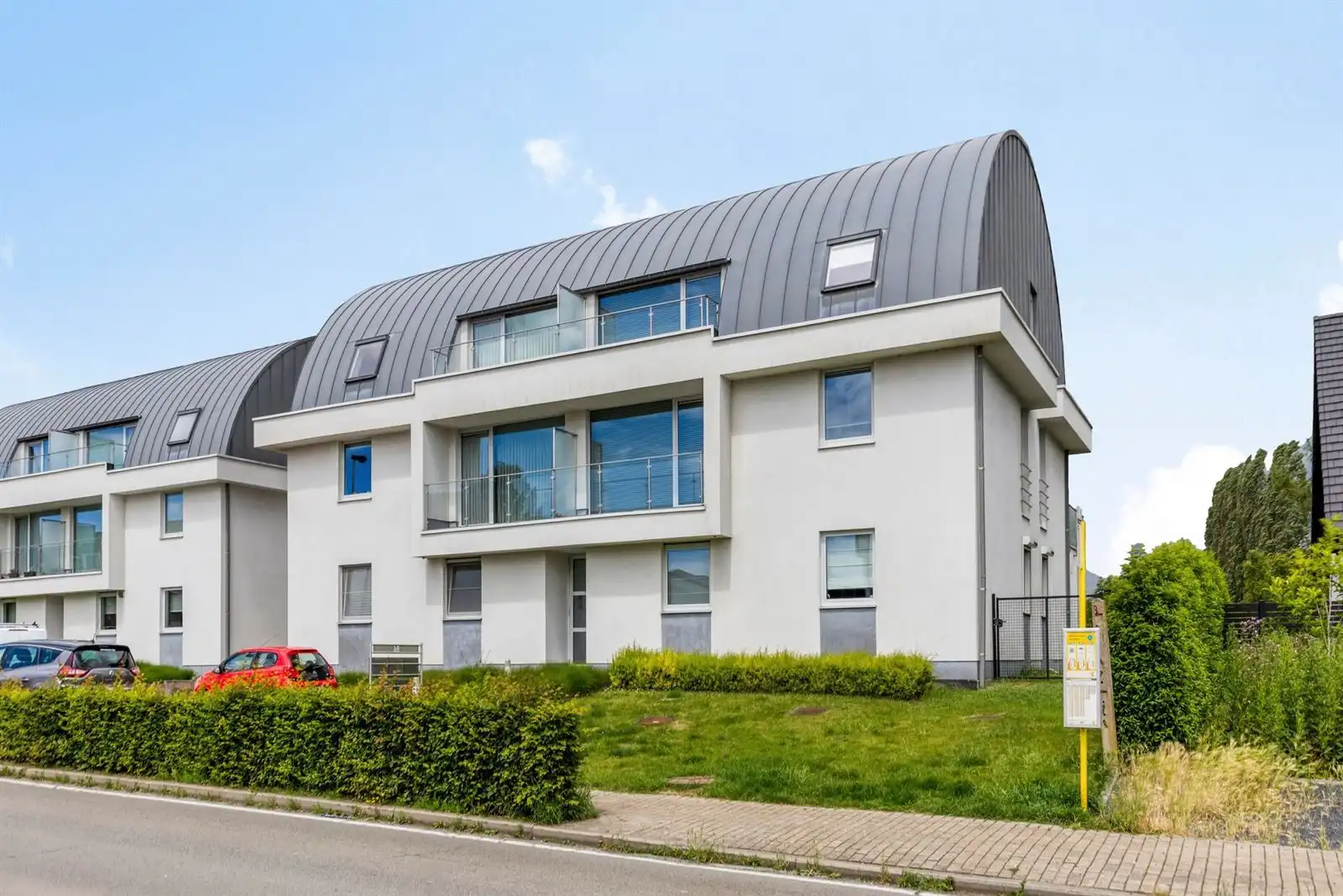 Ruim en recent duplex-appartement (120m²) met 4 terrassen en garage foto 25
