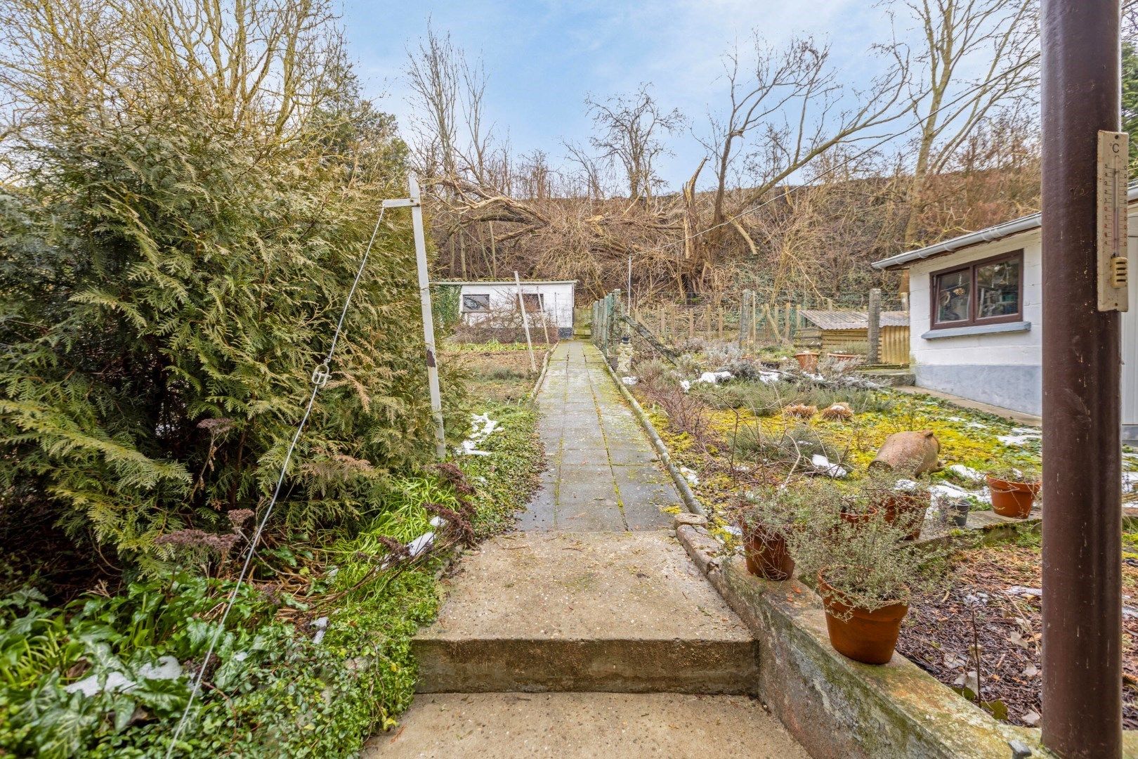 Zeer rustig gelegen vrijstaande woning met ruime tuin foto 23