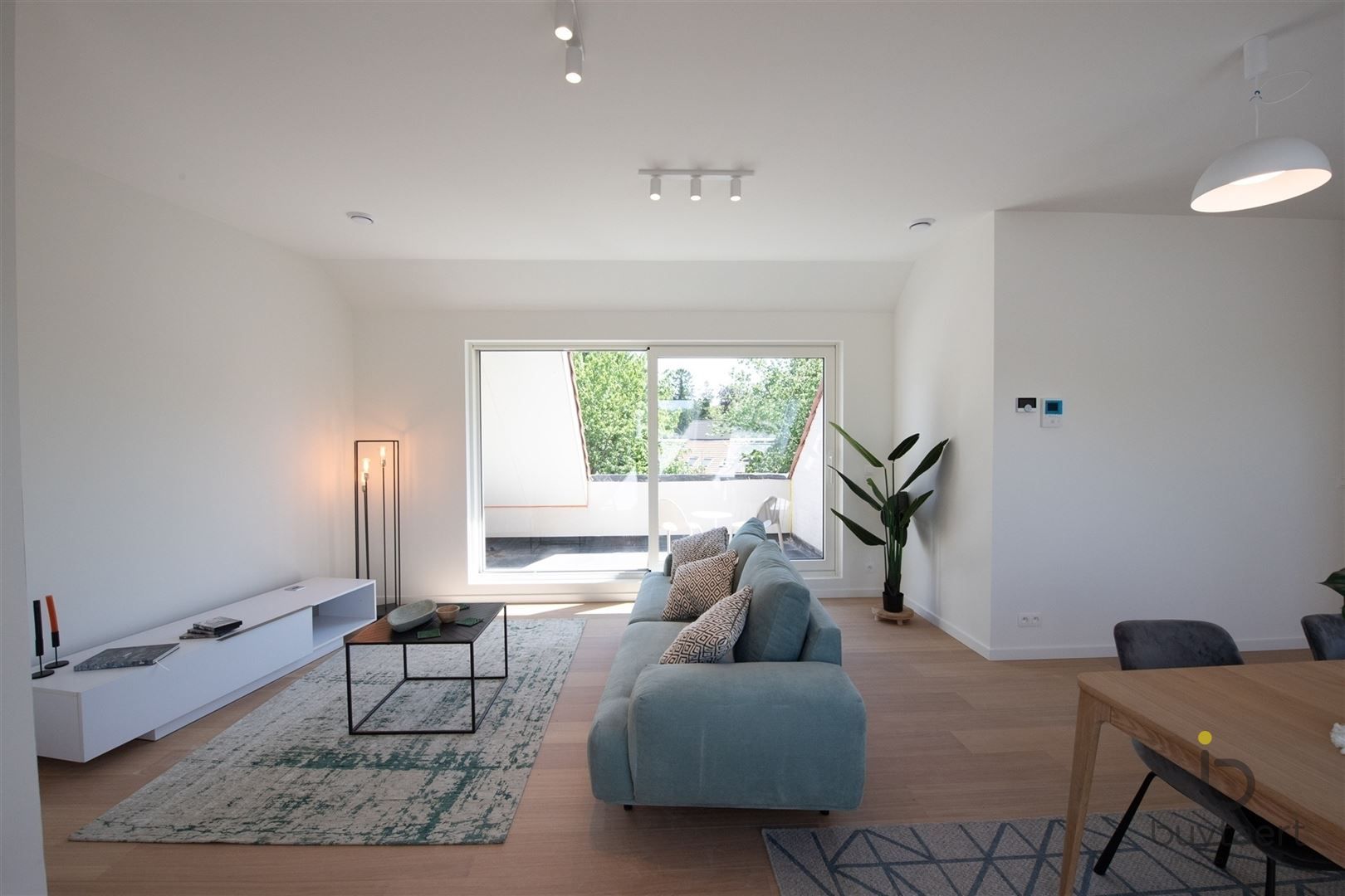 Beleef luxe, comfort en energiezuinigheid in een karaktervolle architectuur. foto 2