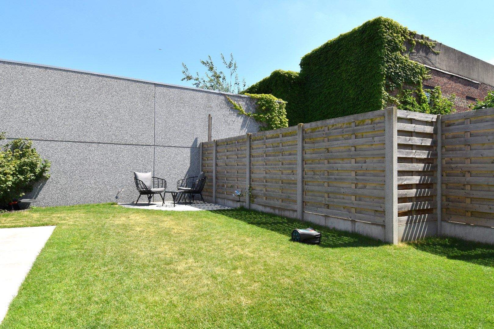 Ruime karaktervolle woning op centrale locatie te Gullegem foto 18