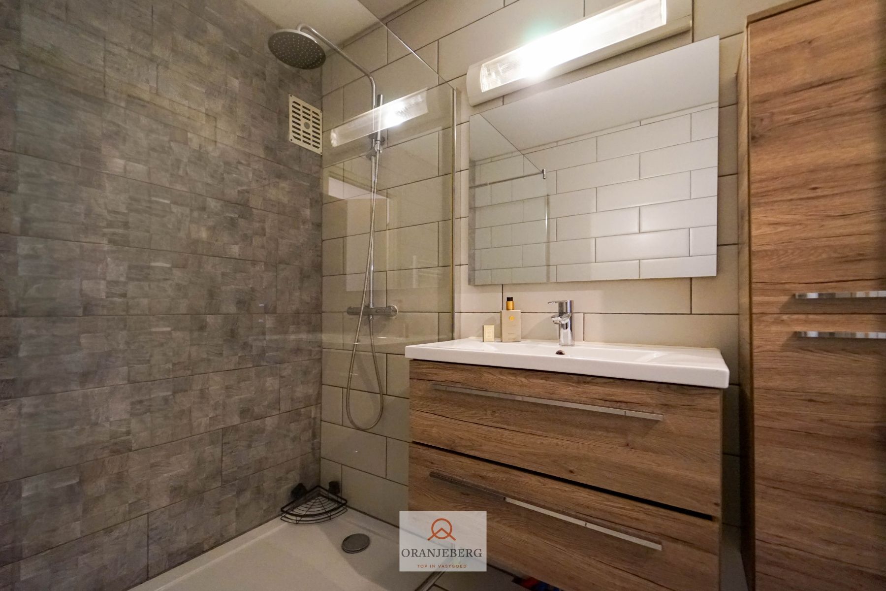 Instapklaar gelijkvloers appartement aan Keizerspark met gemeenschappelijke buitenruimte en fietsenstalling foto 22