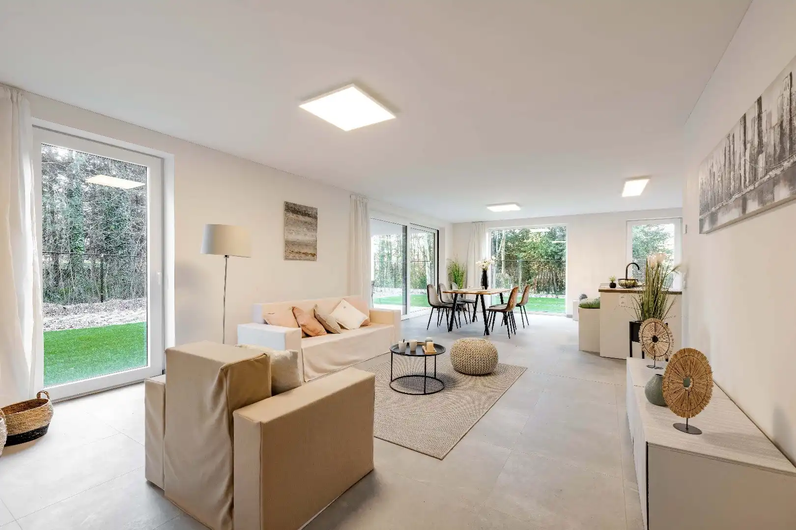Ruim 2-slpk appartement met 15m2 zuidgericht terras met volle privacy foto 6