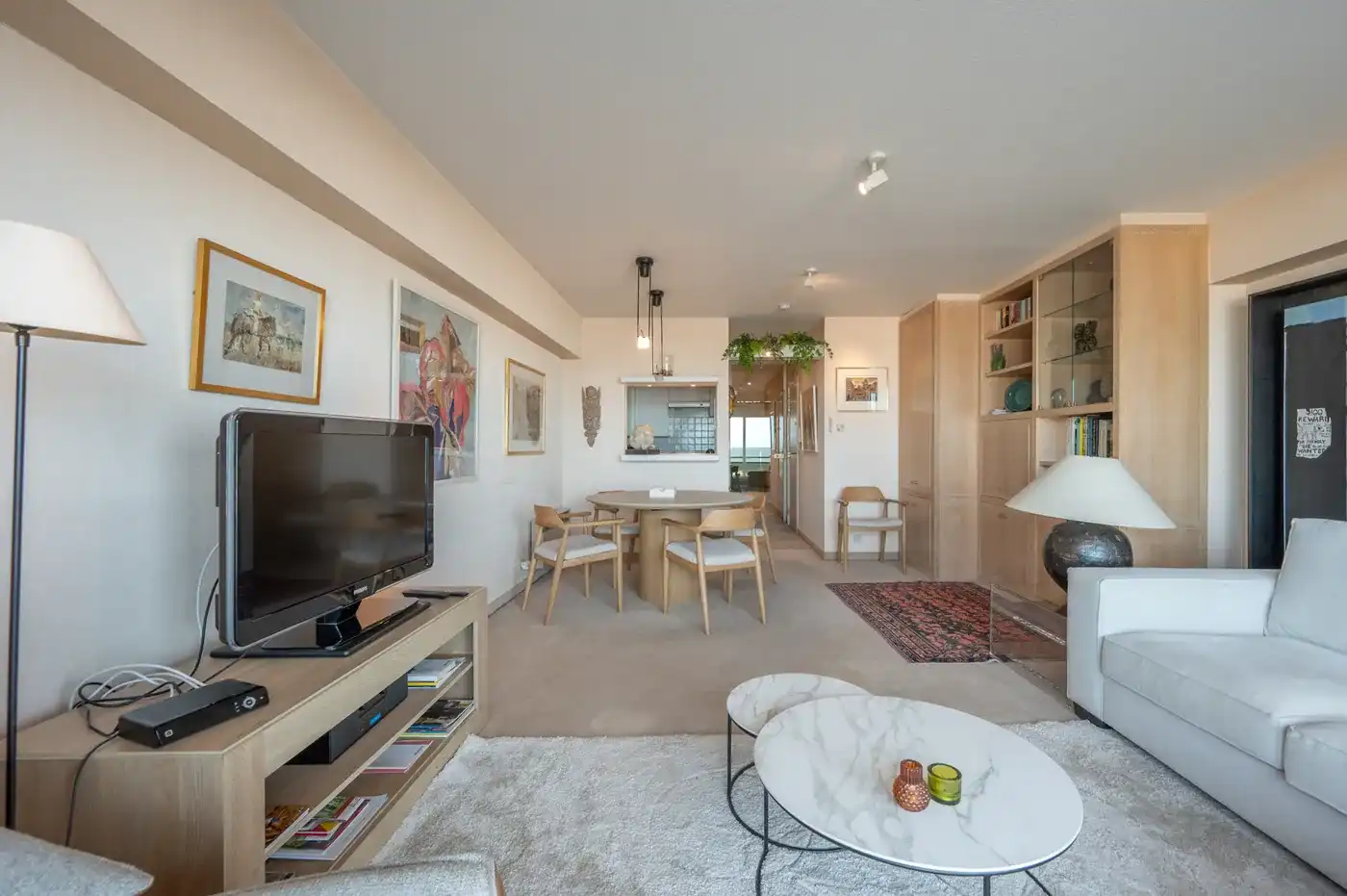Te renoveren appartement gelegen op een fantastische locatie op de zeedijk. foto 2
