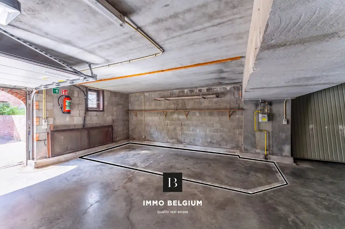 3 slaapkamer appartement met zonnig terras nabij het centrum foto 12