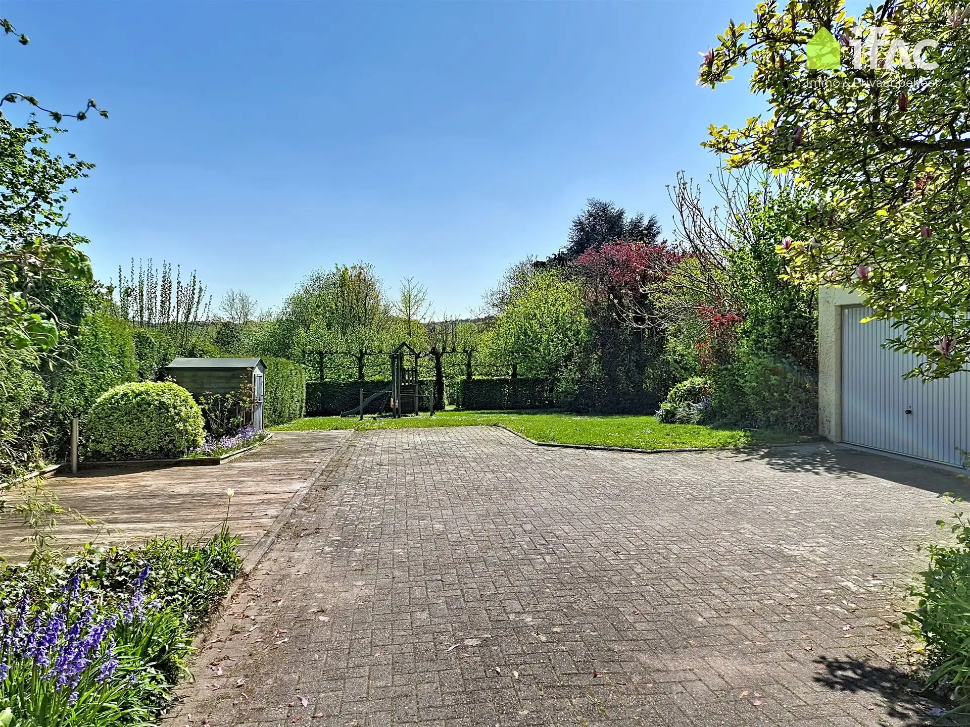 Stevige 3-gevel, 5 slpks, dubbele garage, centrum, ±17are foto 15