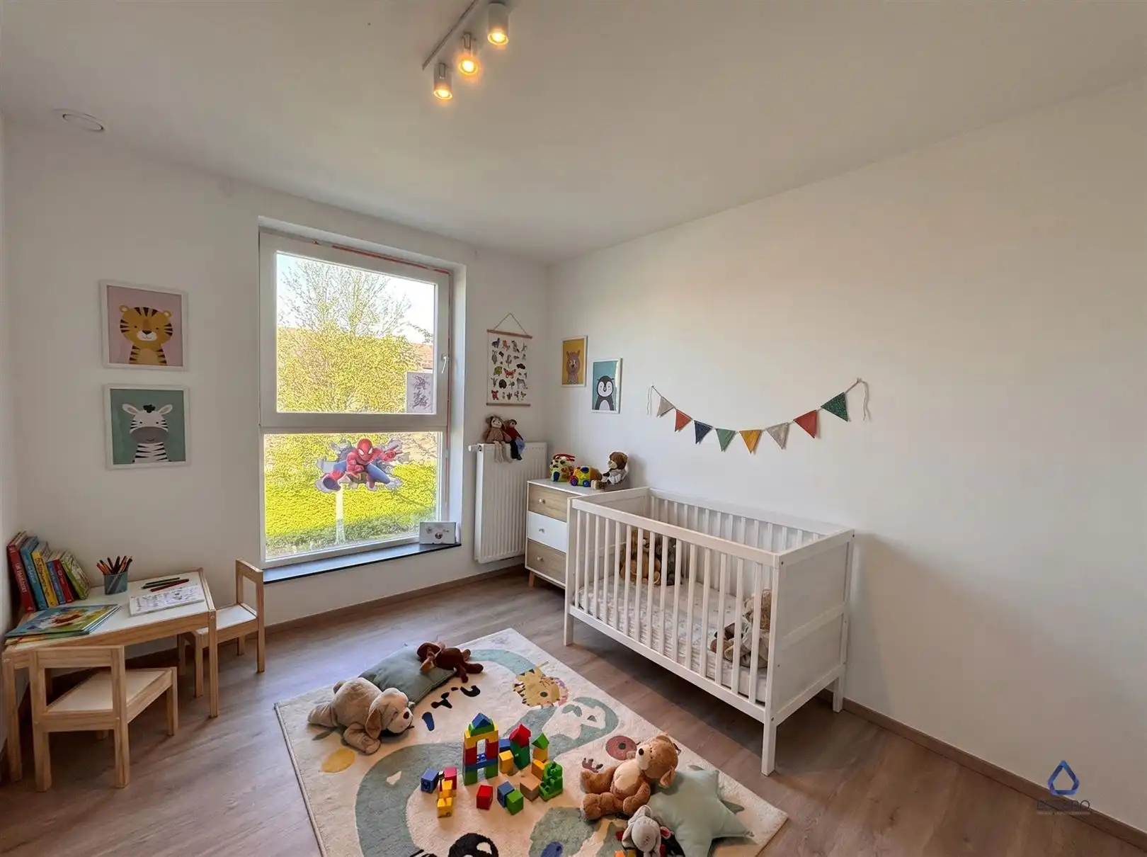 Moderne gezinswoning in een groene en rustige omgeving foto 13