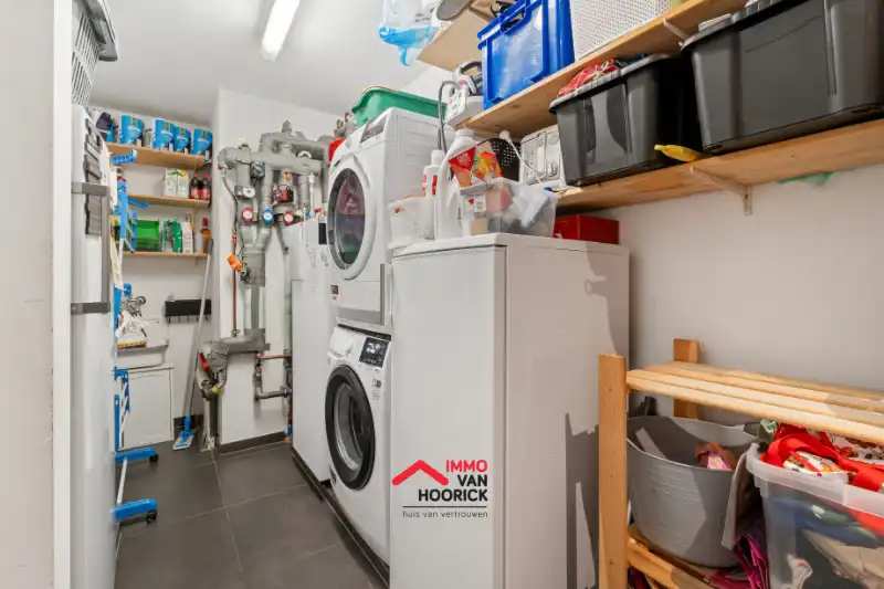 Totaal vernieuwde instapklare woning OB - Lokeren Heieinde. foto 9