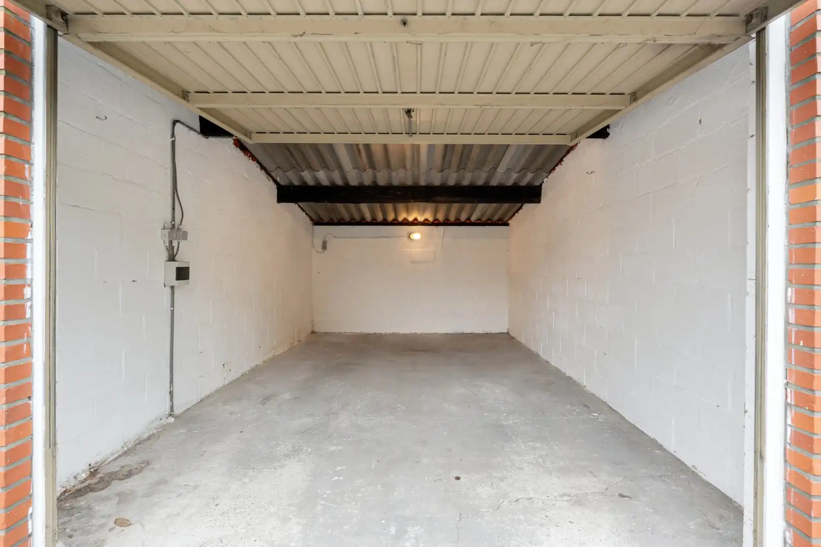 Verzorgd appartement met terras in de Zestienhuizenstraat te Houthalen foto 10