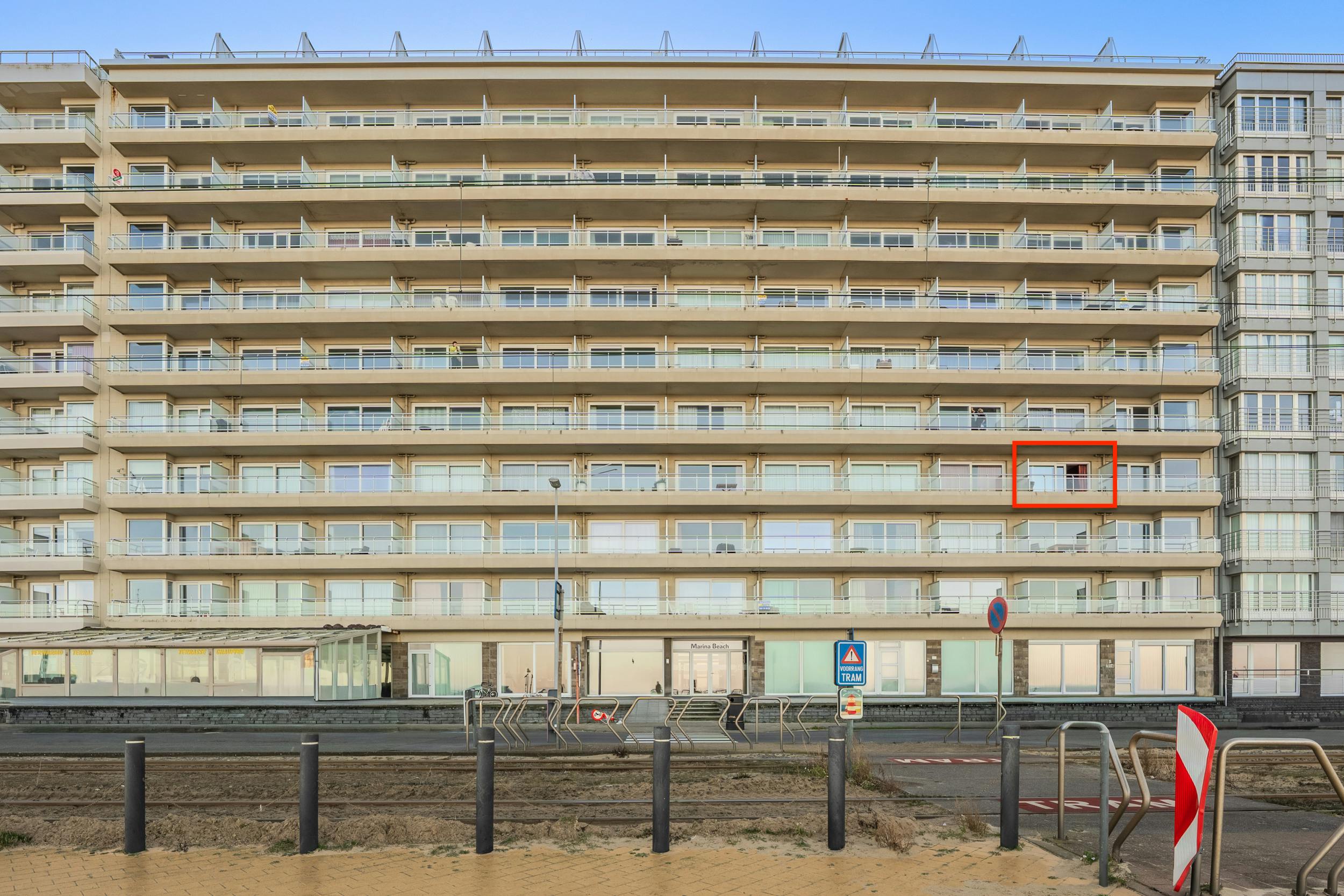 Ruim 1-slaapkamer appartement met frontaal zeezicht !  foto 2