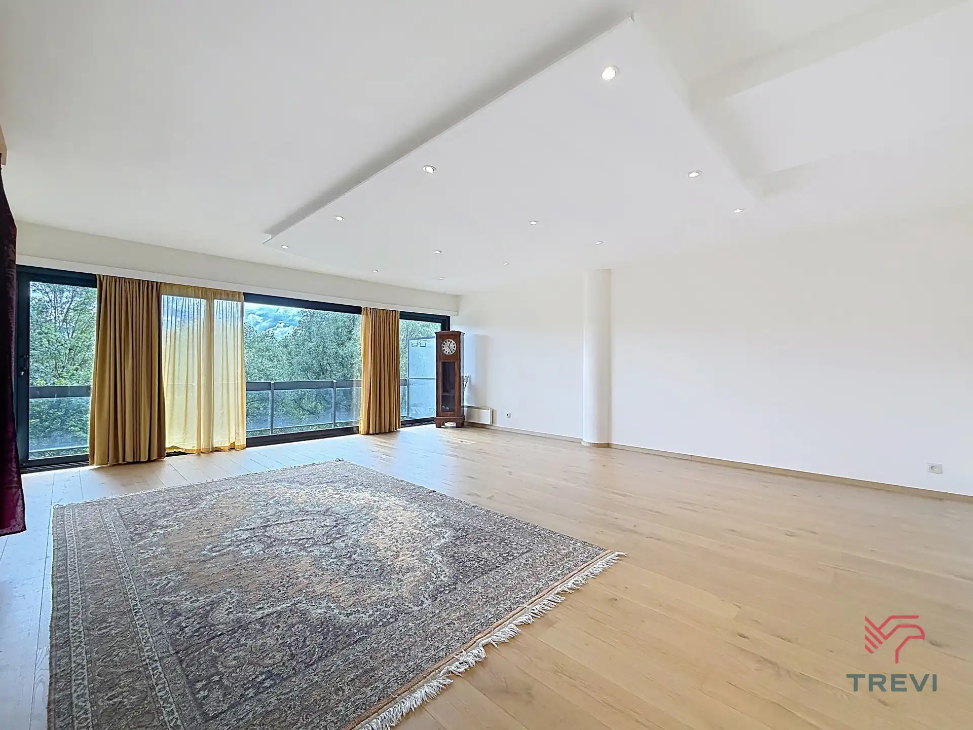 Prachtig volledig gerenoveerd 2-slpkmrappartement ± 110 m² foto 10