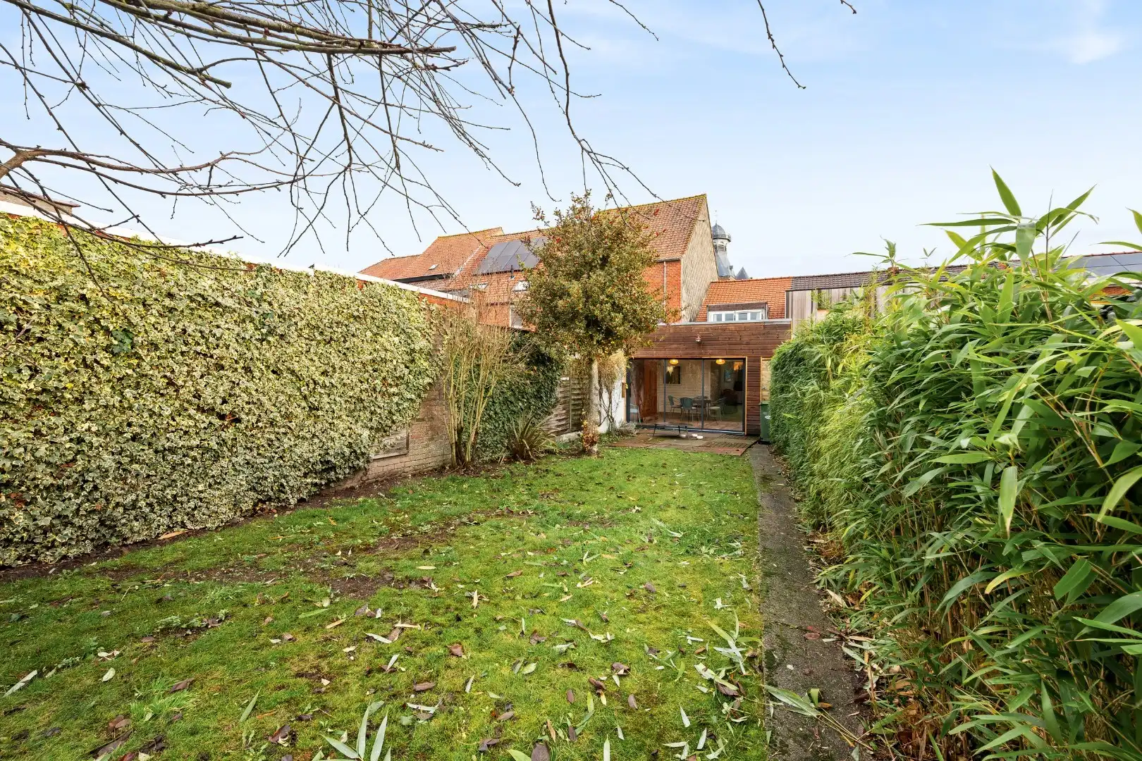 Instapklare woning met 2 slaapkamers en zongerichte tuin in Mesen foto 2