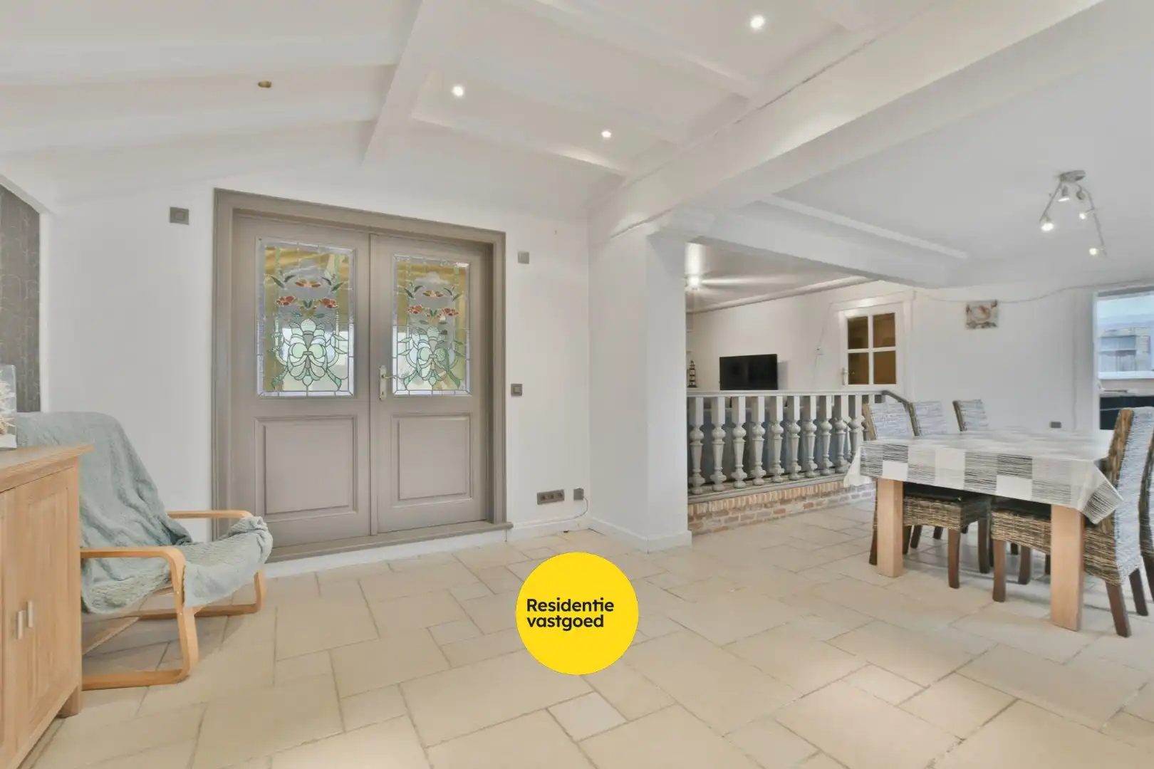 Ruime villa (201m²) op wandelafstand van het centrum en strand te Blankenberge! foto 5